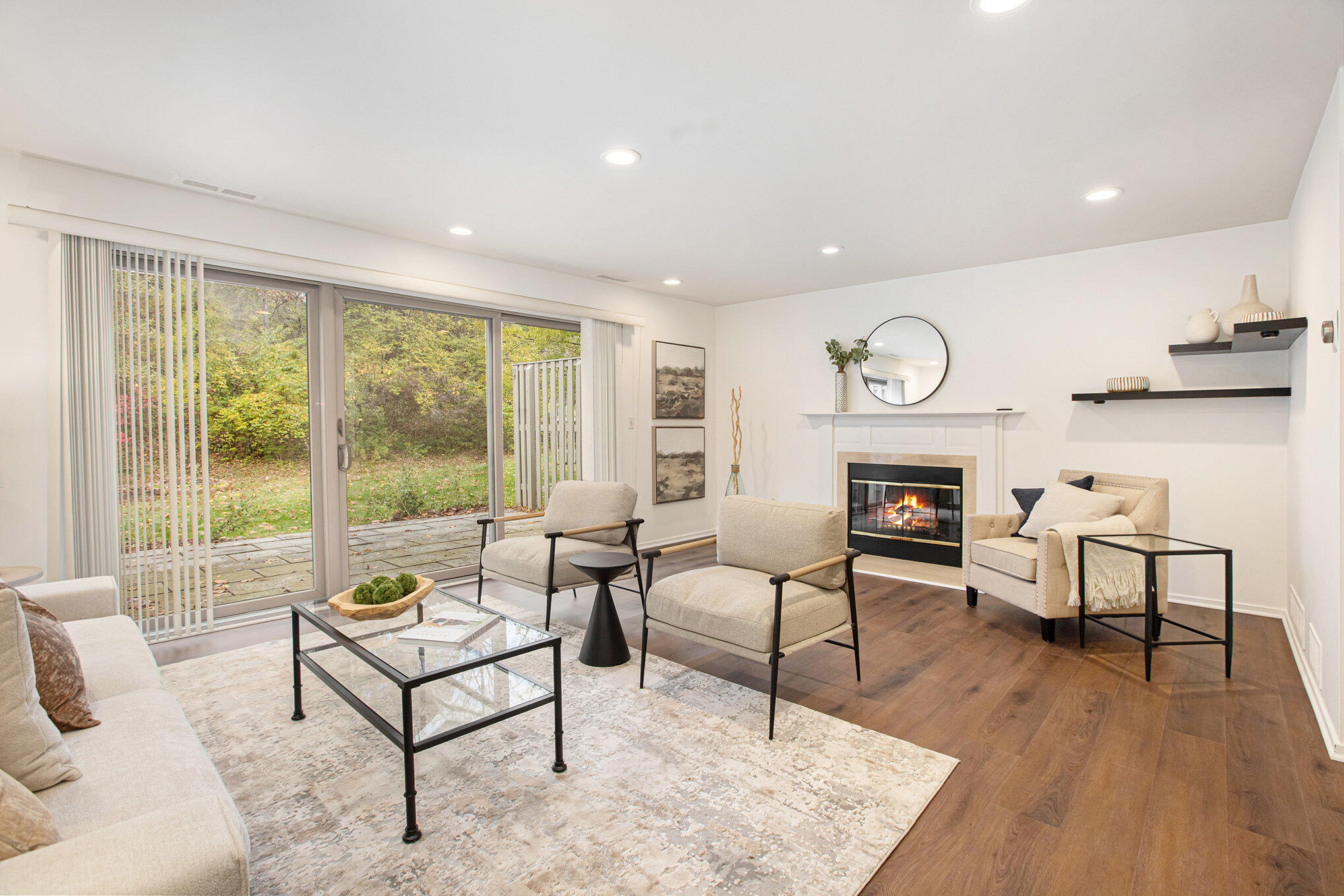 3131 Lakehaven Drive