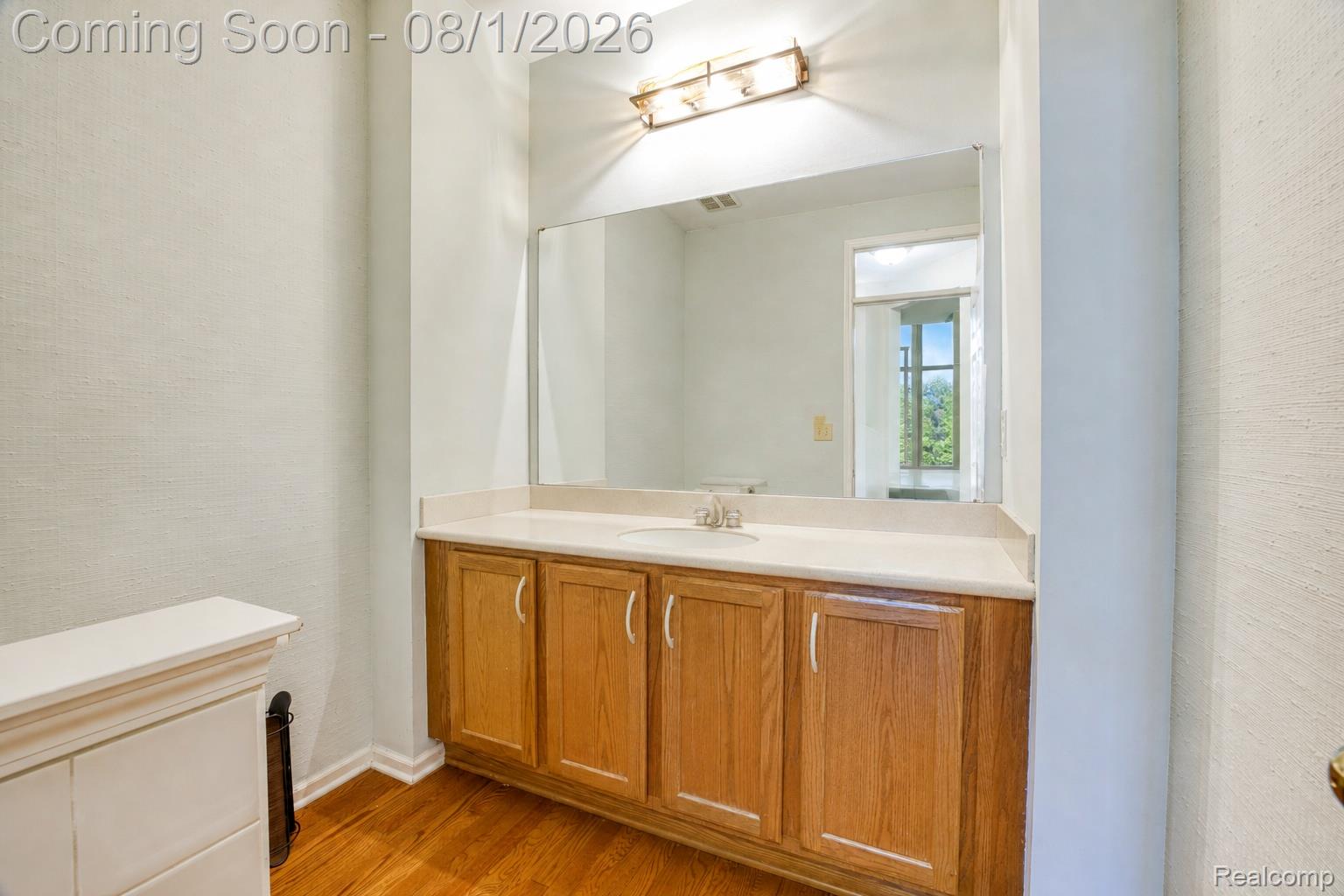 37610 Newburgh Park Circle