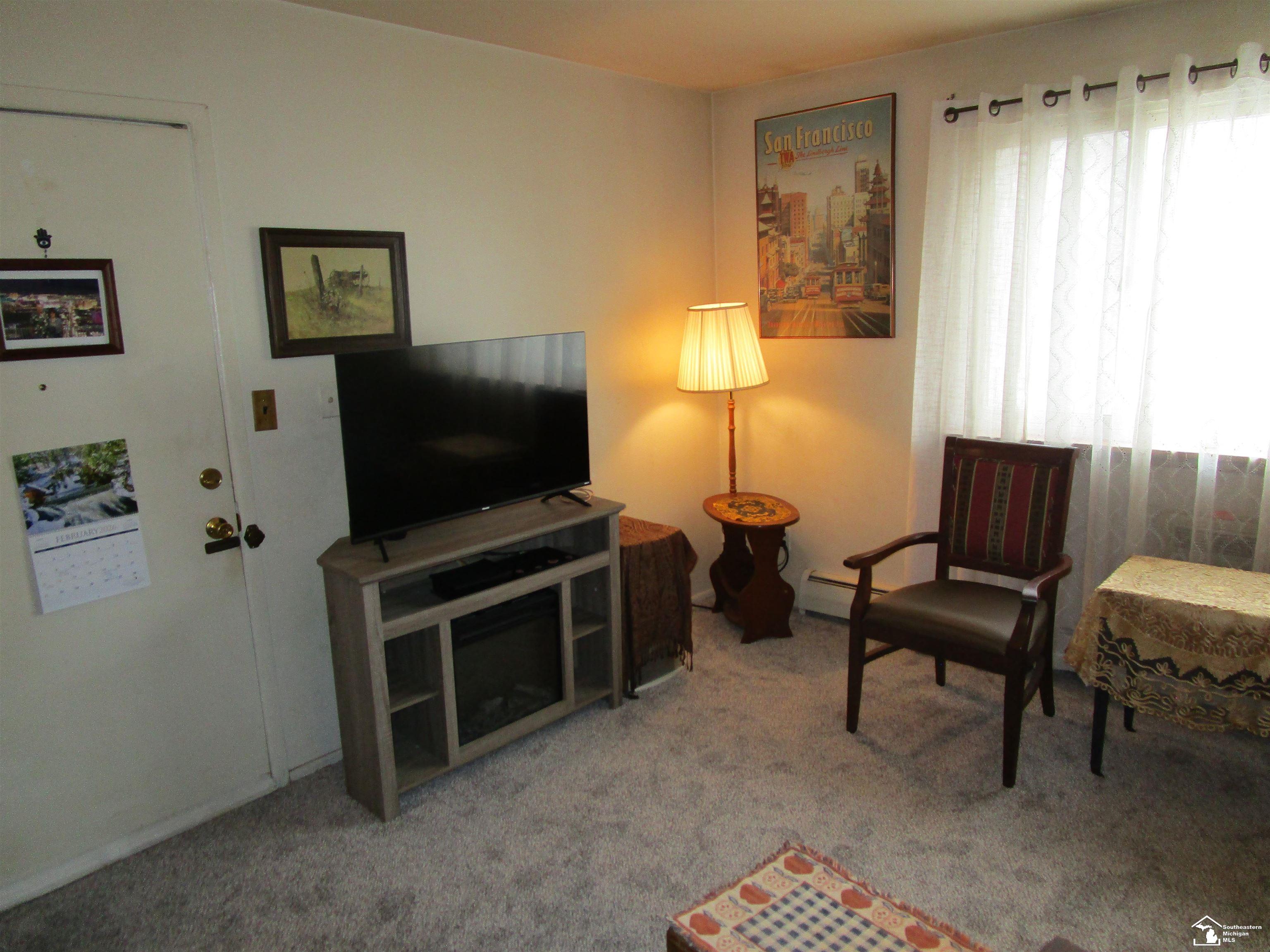 31831 Grand River Avenue