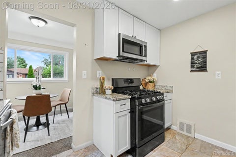 Tiny photo for 15275 Anne Avenue, Allen Park City, MI 48101 (MLS # 20261069414)