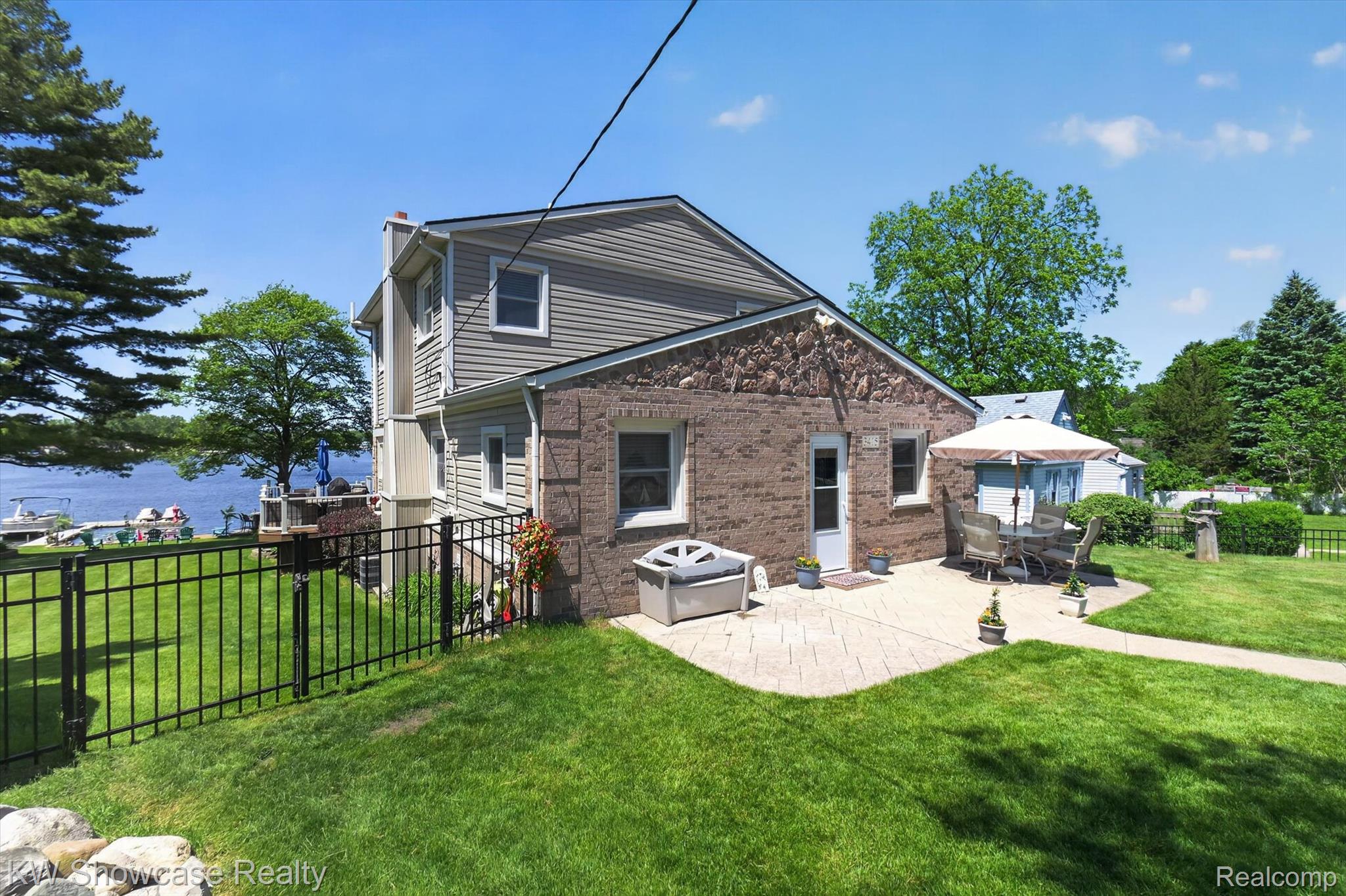 3415 Highland Boulevard