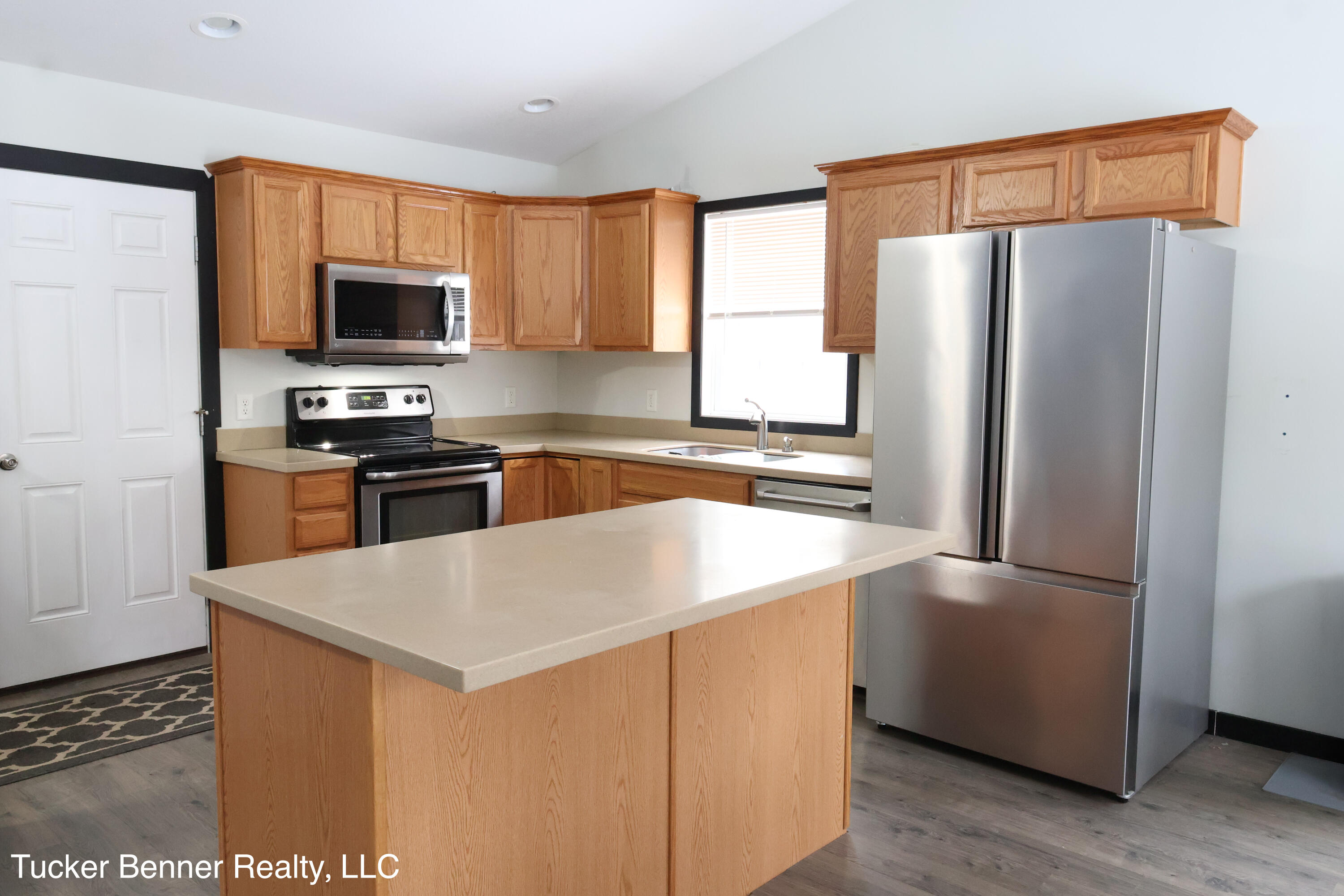 4122 W Duck Lake Road