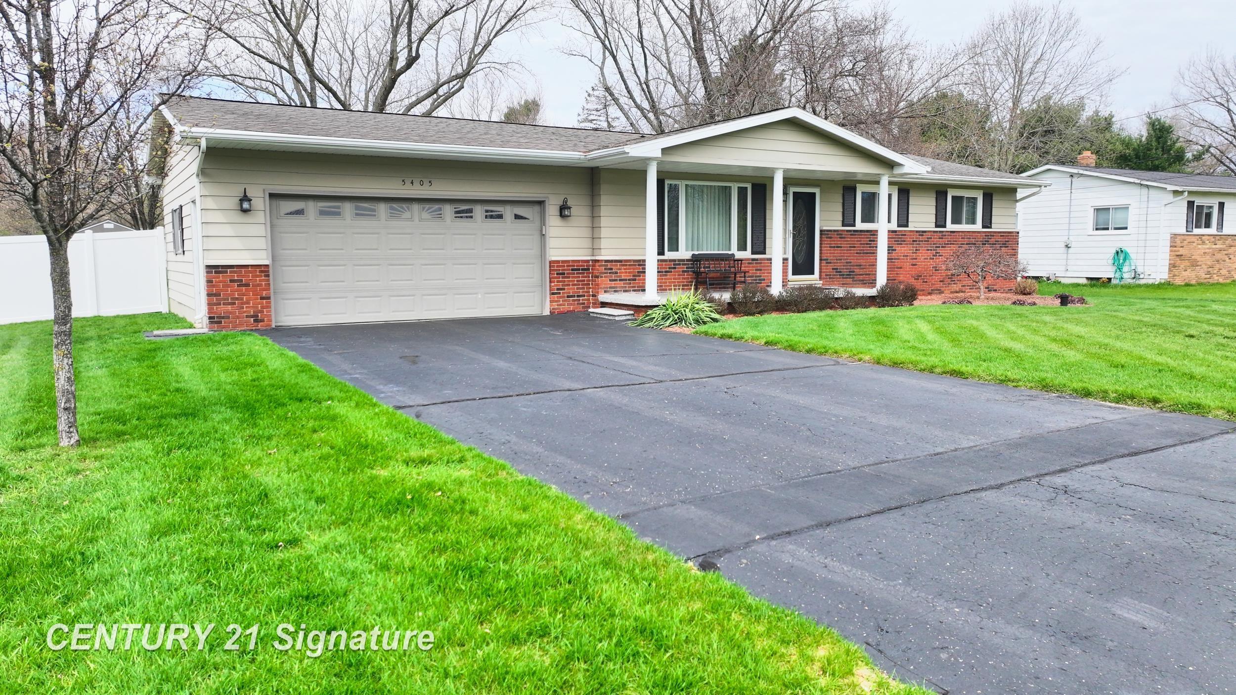 5405 River Ridge Drive