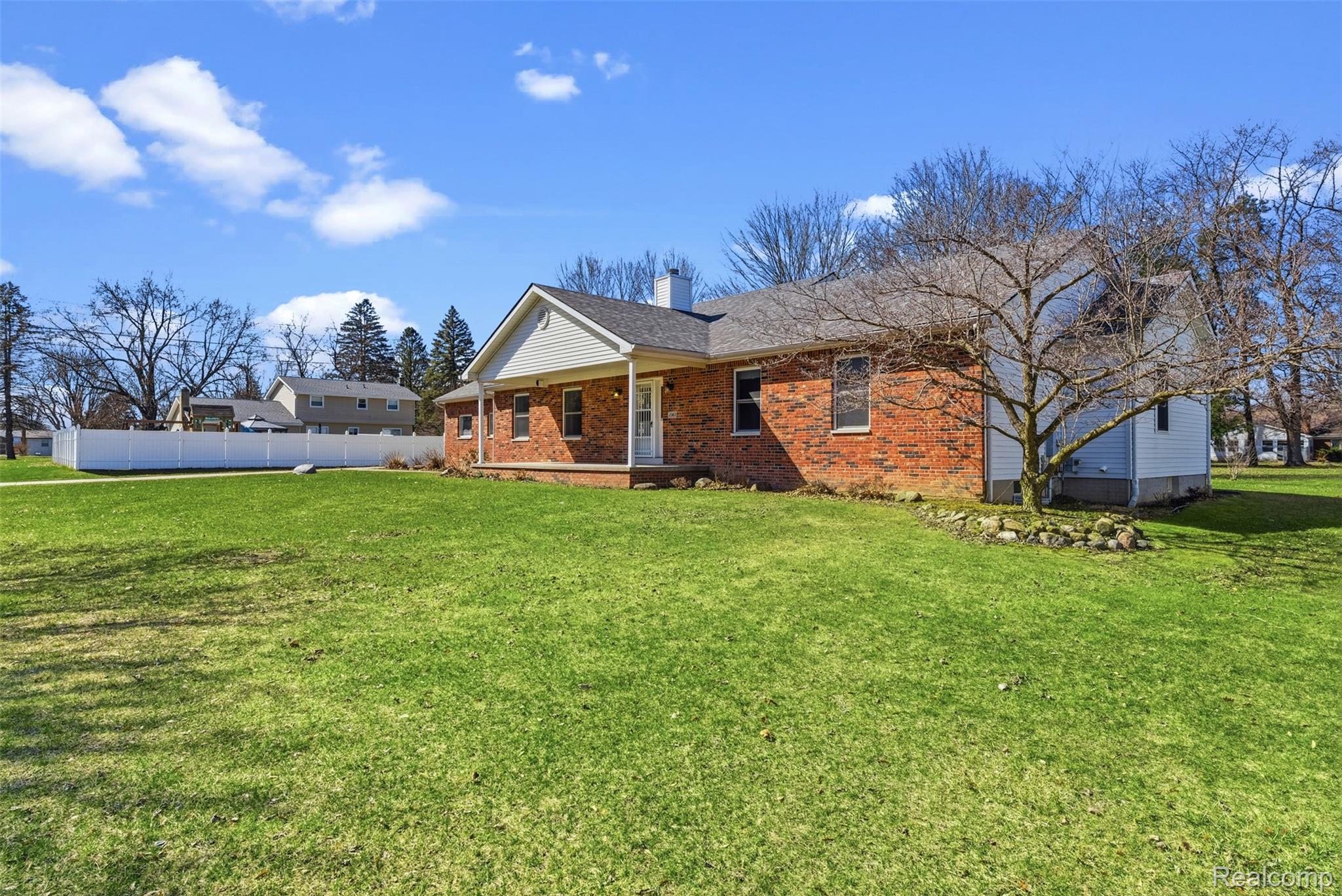 2363 Willowdale Drive