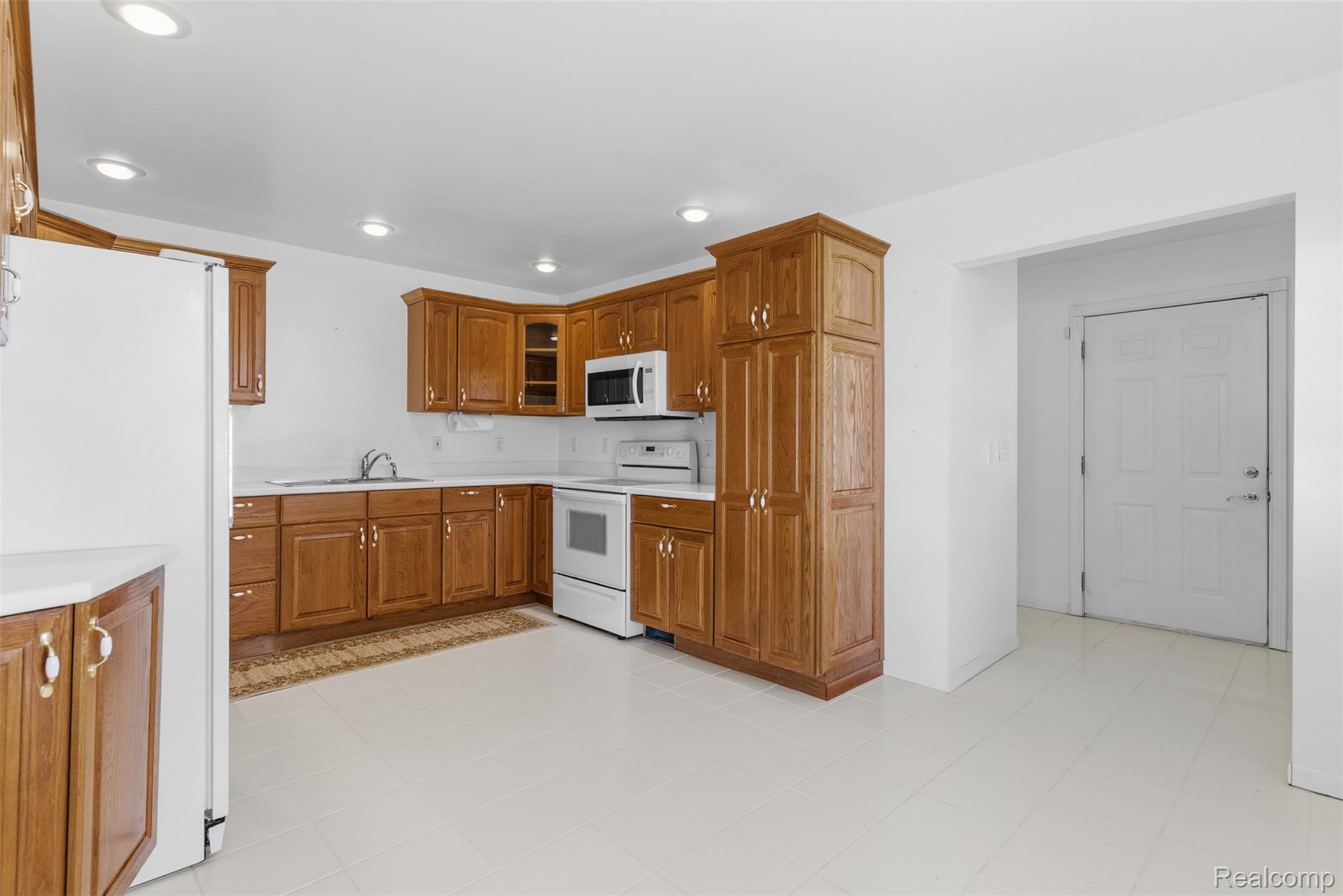 2363 Willowdale Drive