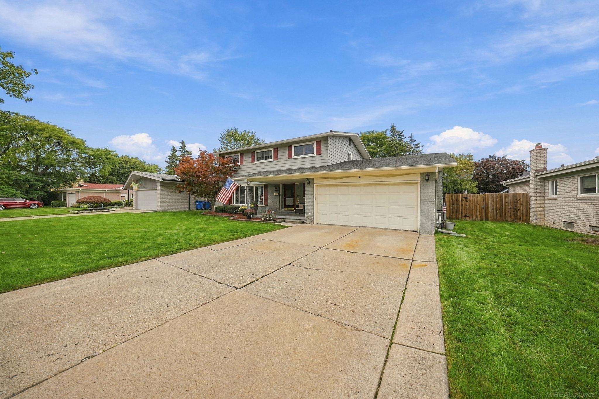 30505 Freda Drive