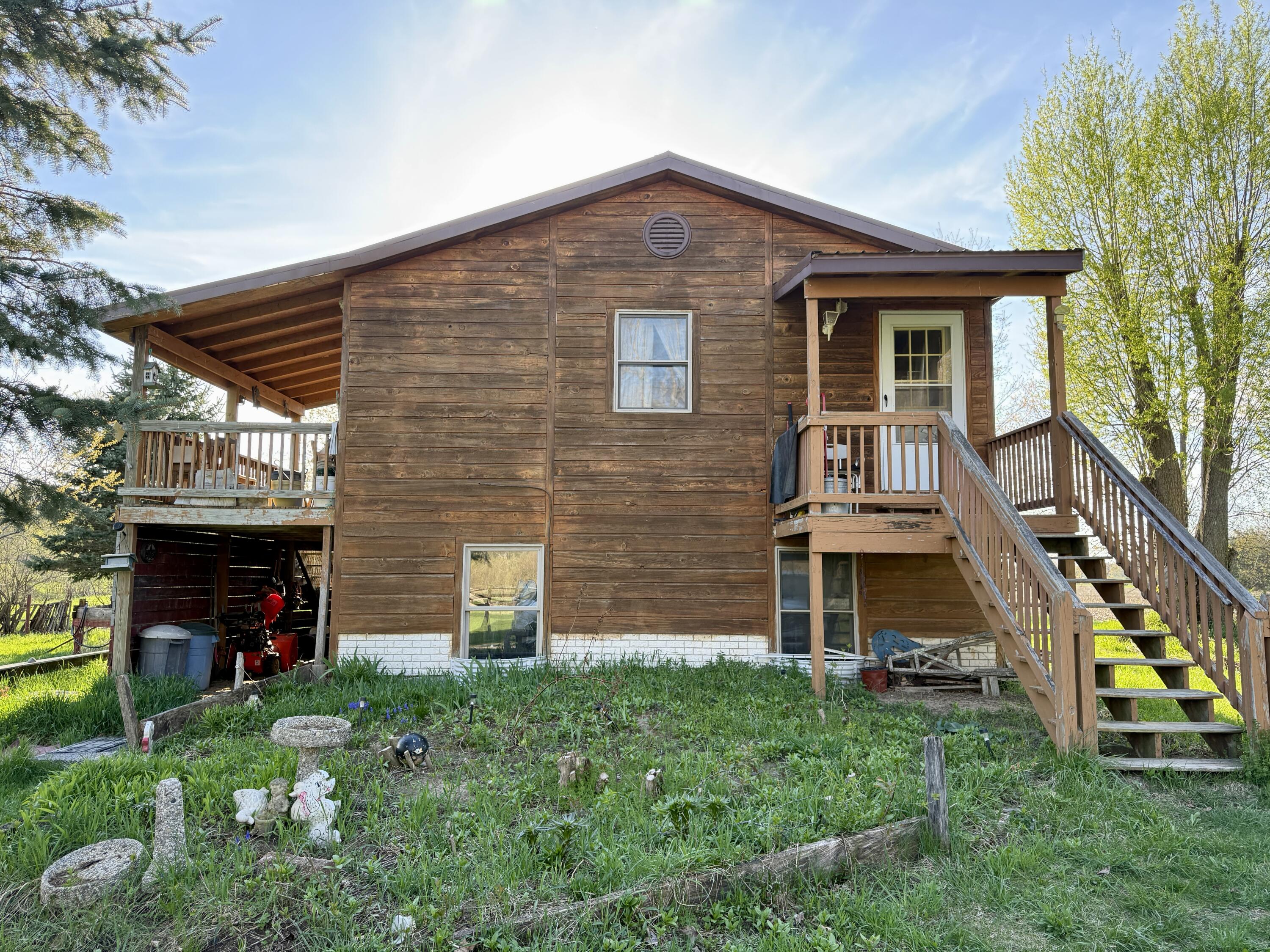 1525 S Poplar Road