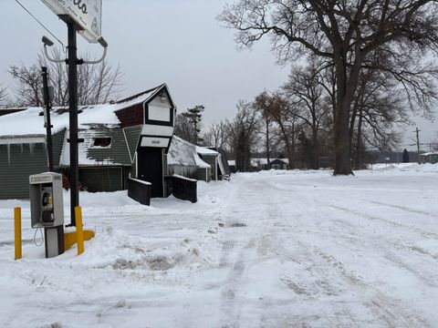 3680 Airline Highway Norton Shores City MI 49444