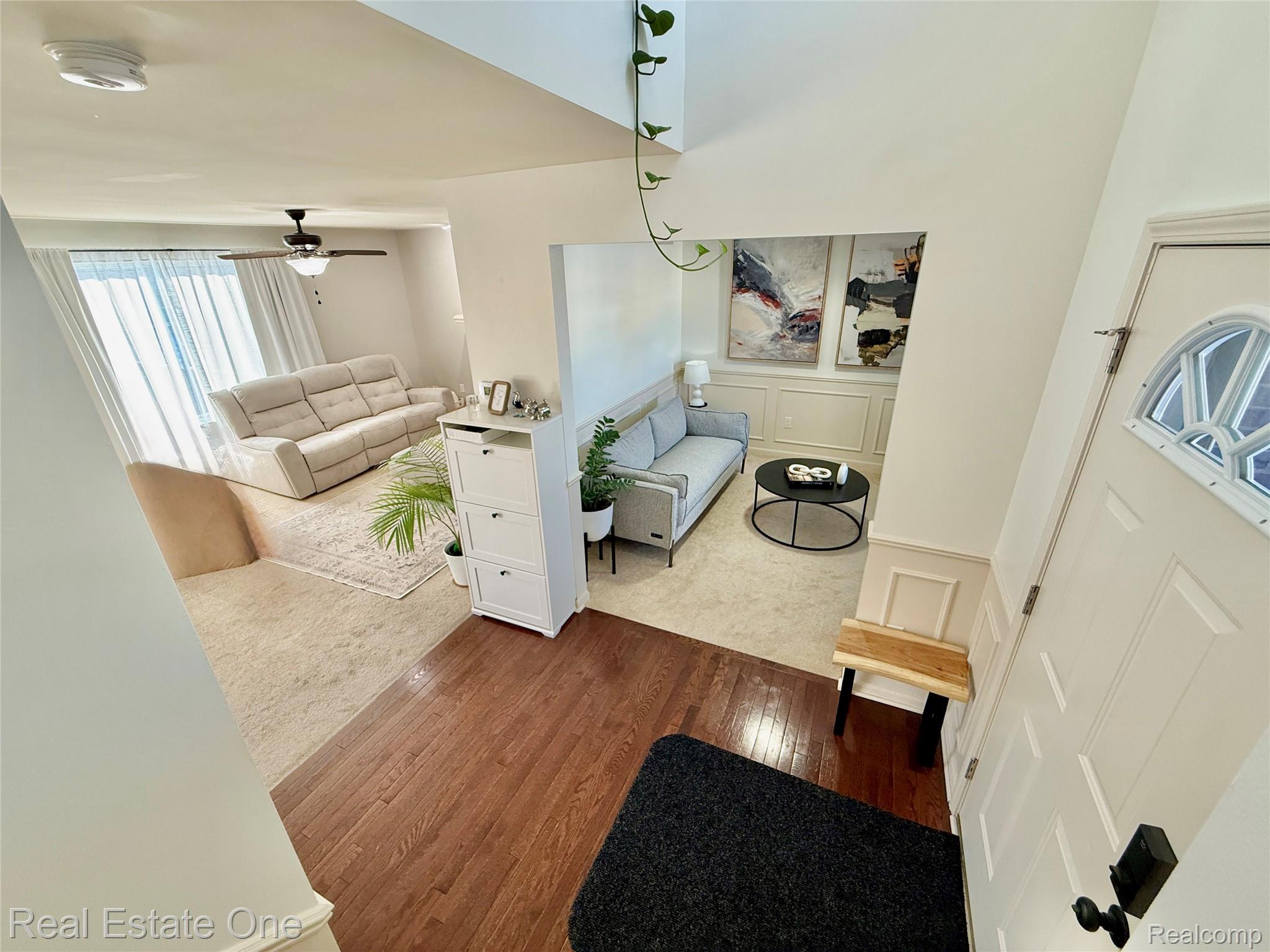 4112 Peach Tree Lane