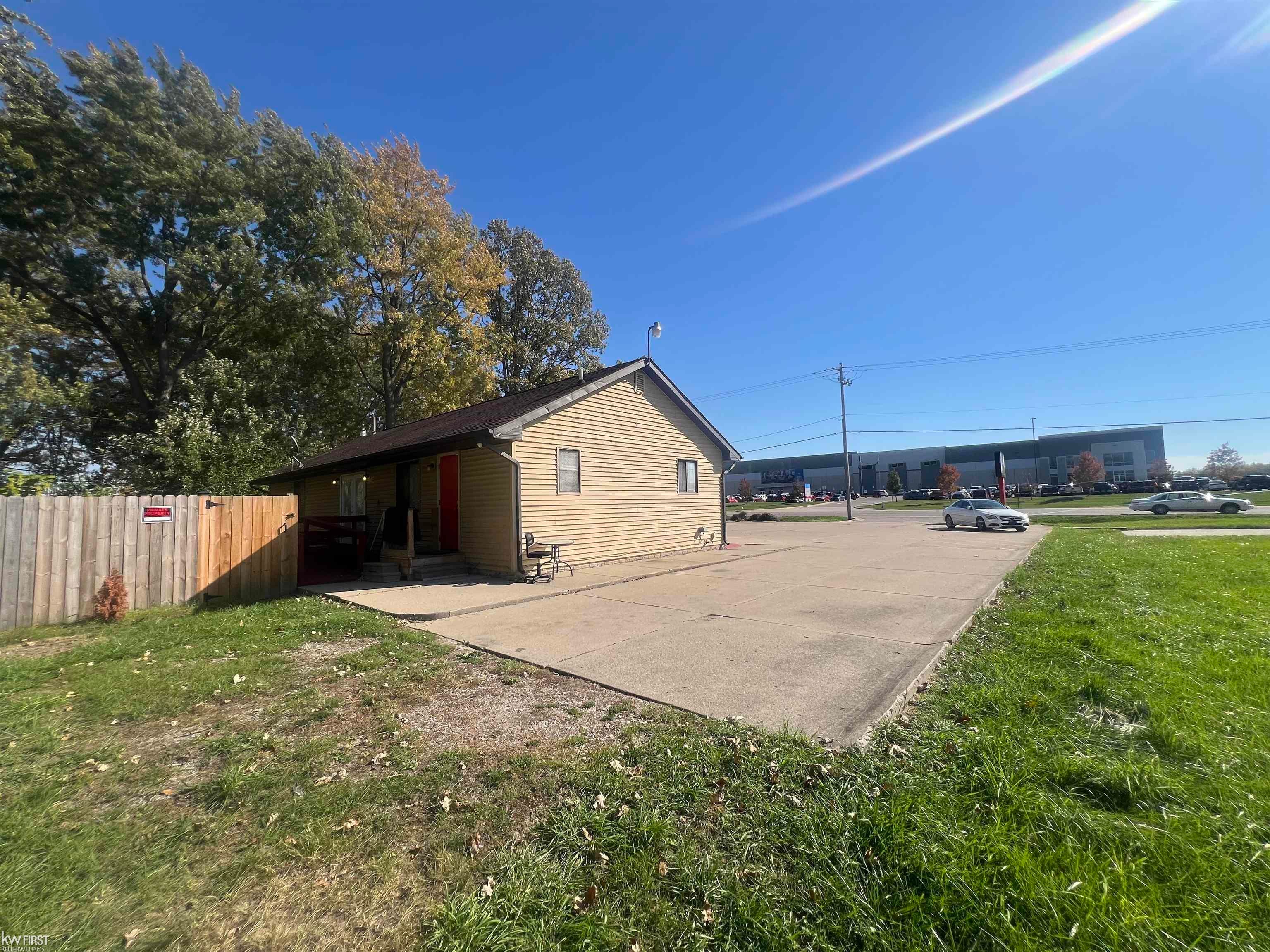 4349 Davison Road