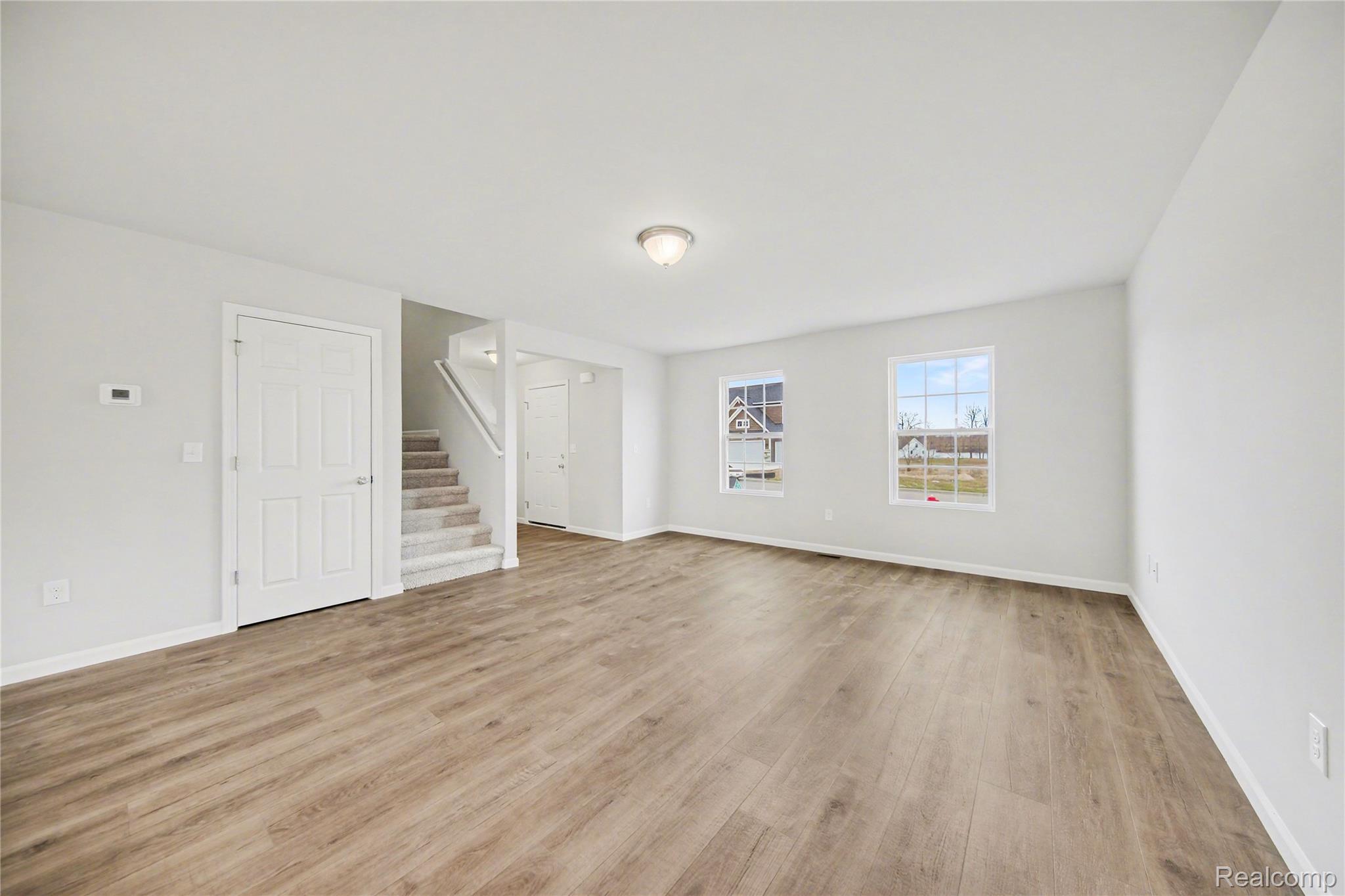 741 Lone Oak Way