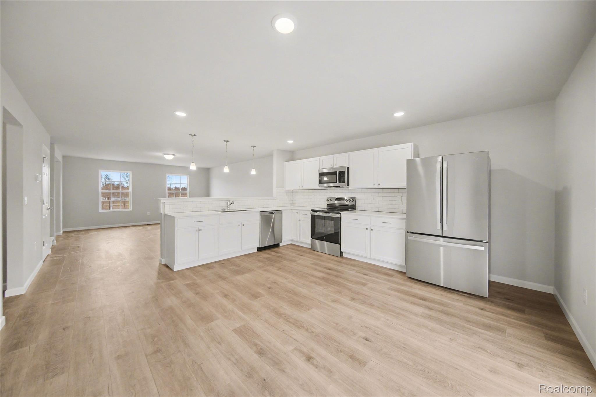 741 Lone Oak Way