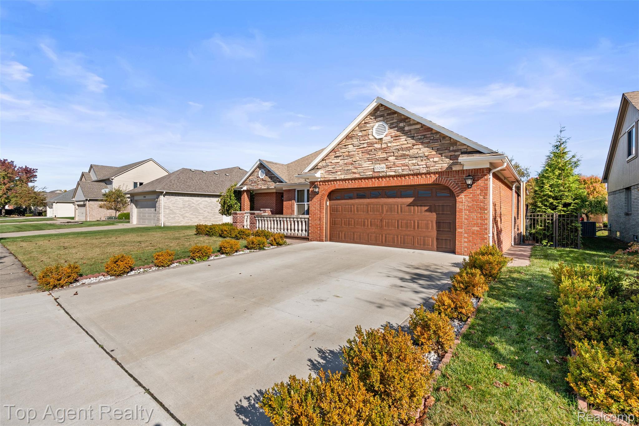 53260 VILLA ROSA Drive