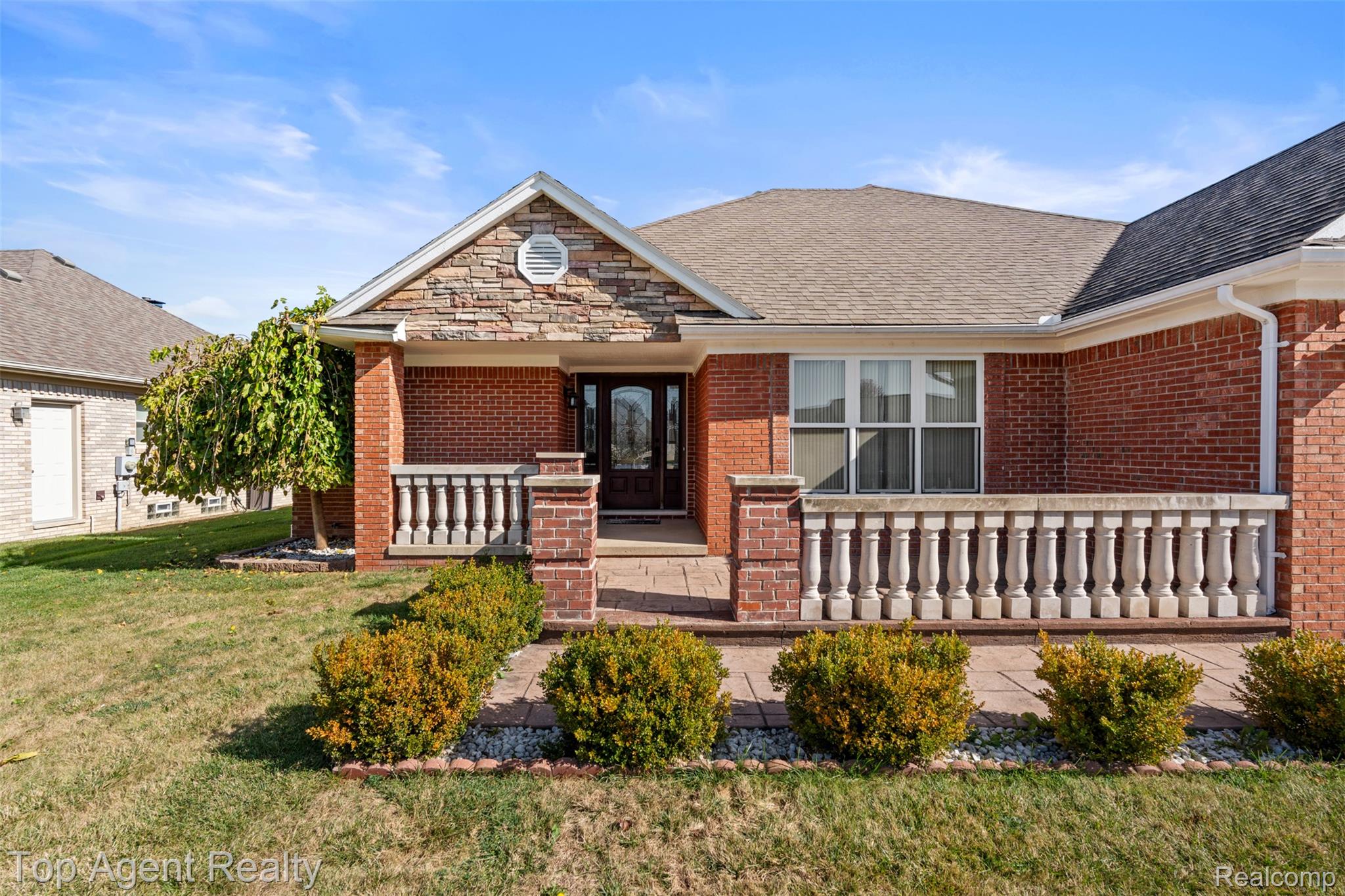 53260 VILLA ROSA Drive