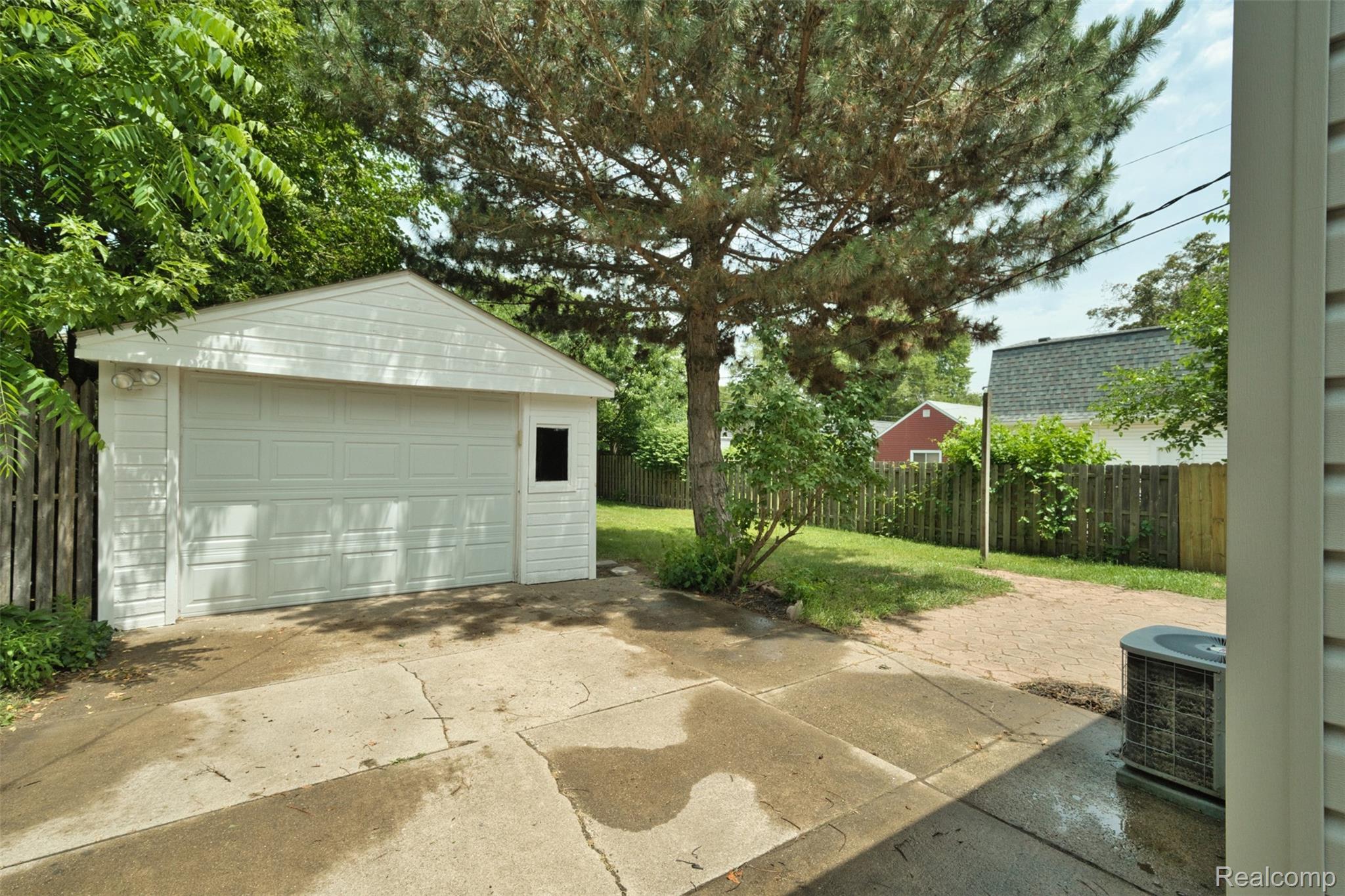 1566 Pearson Street