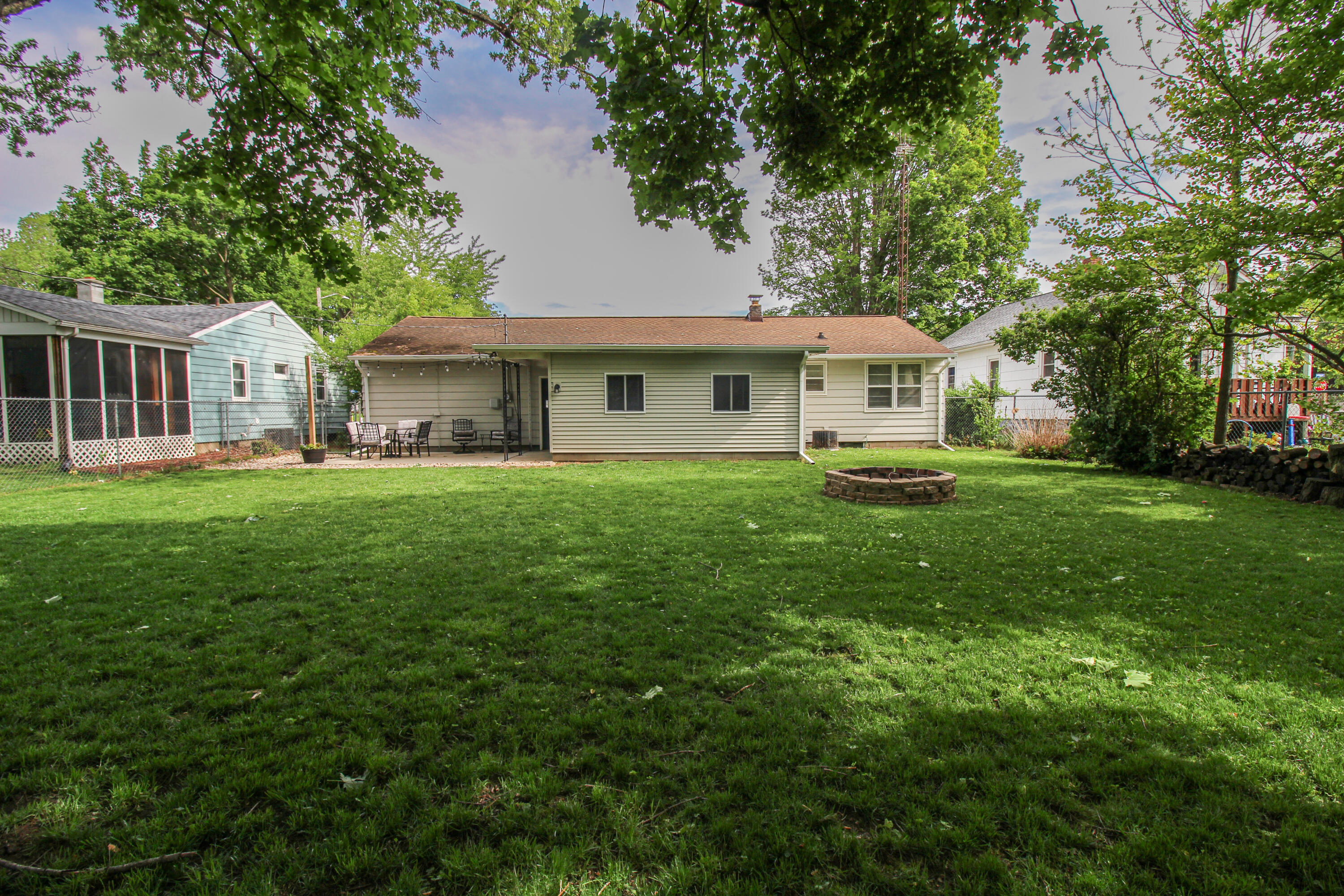 606 Millard Street