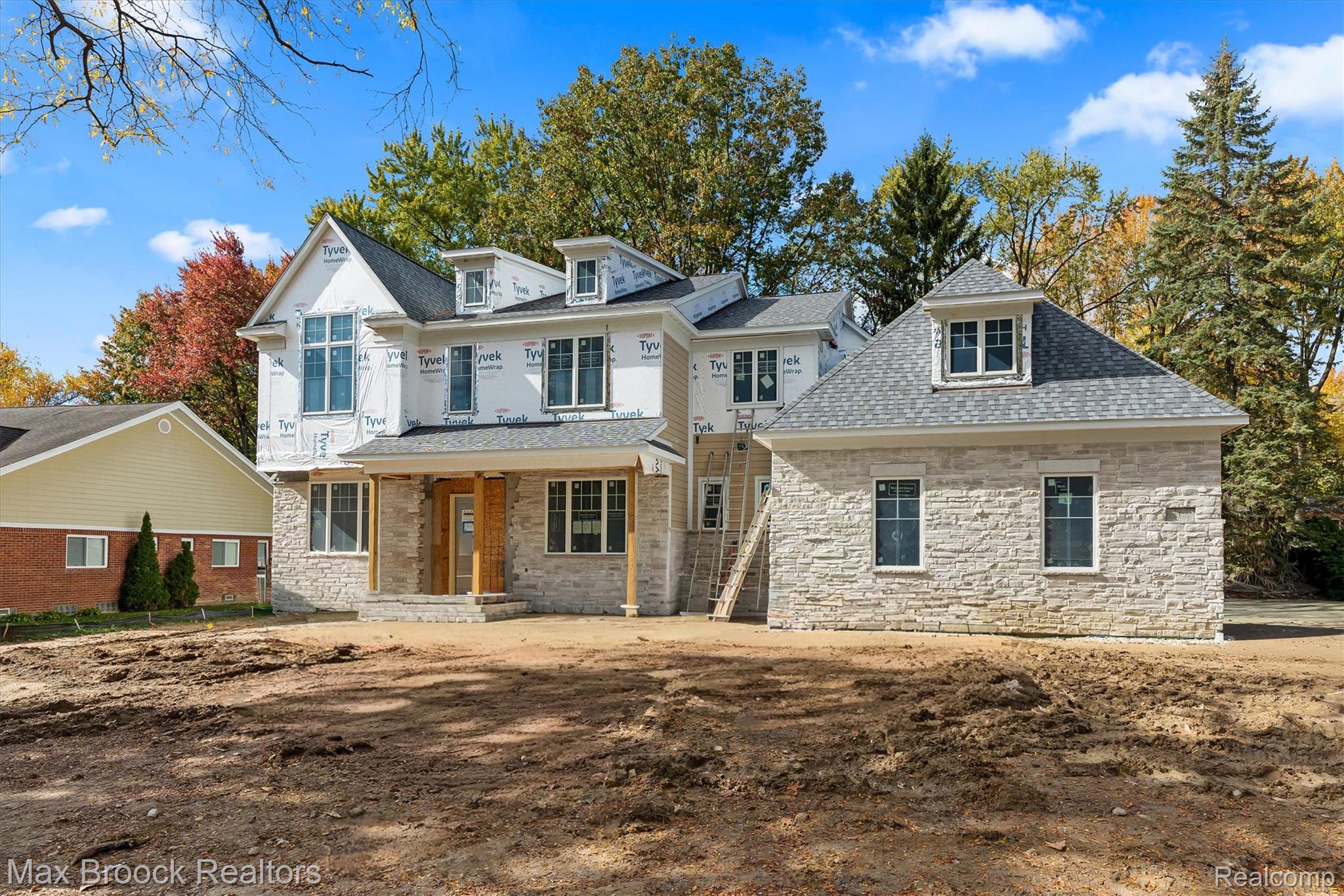 3627 Middlebury Lane