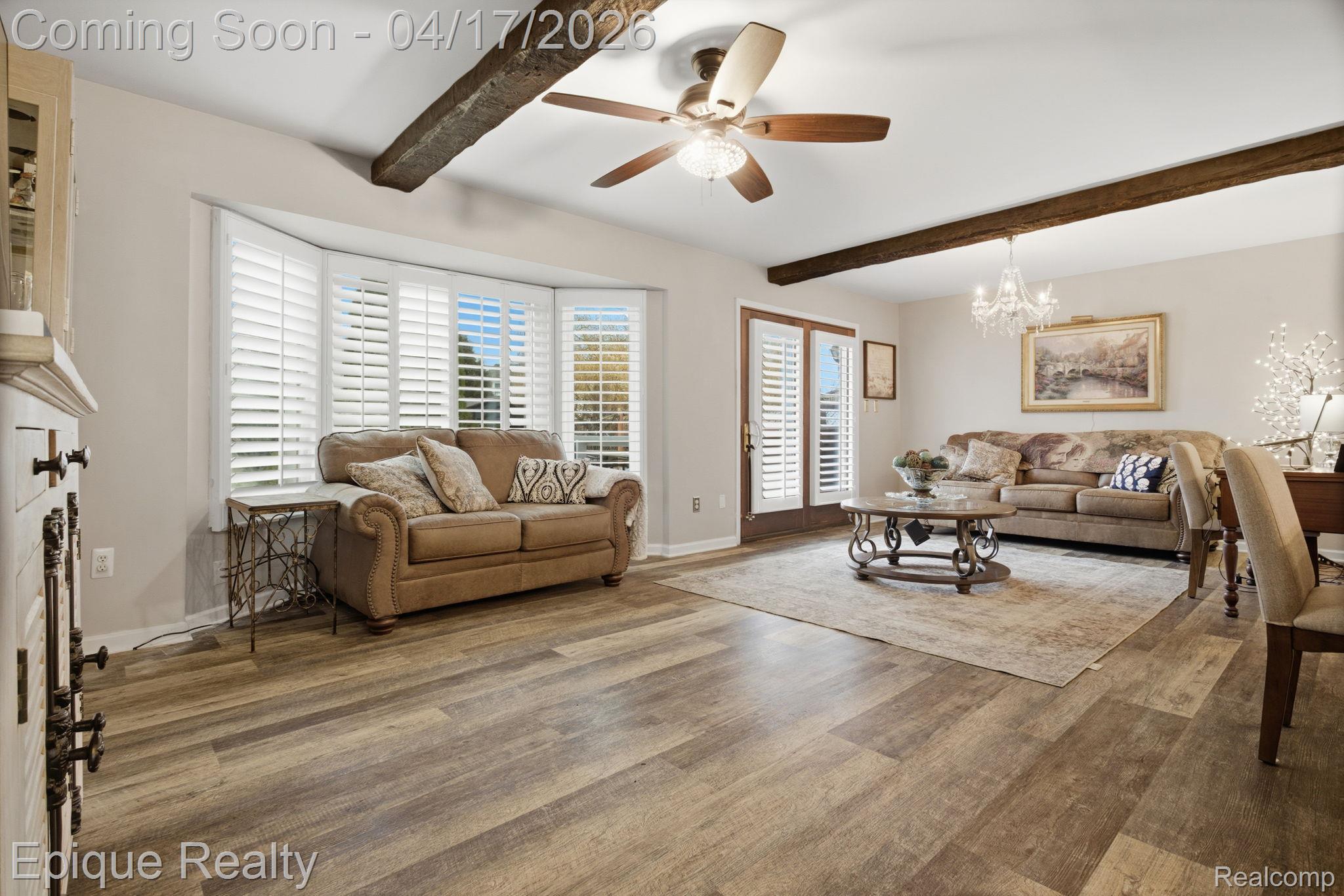 5013 Gardner Street E