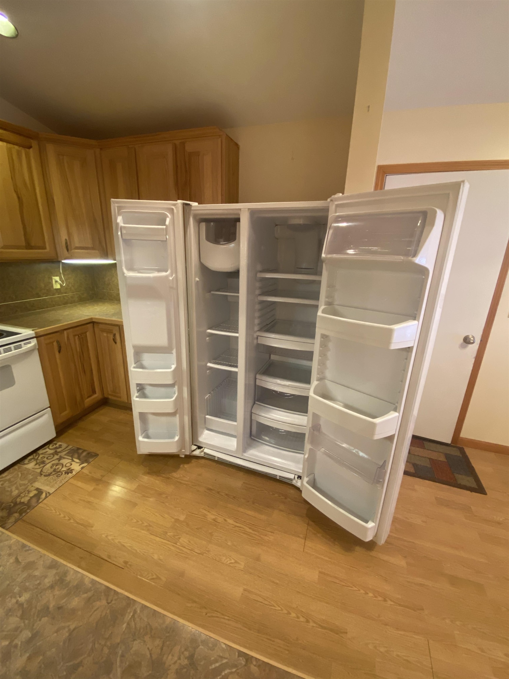 9391 NE Chippewa Drive