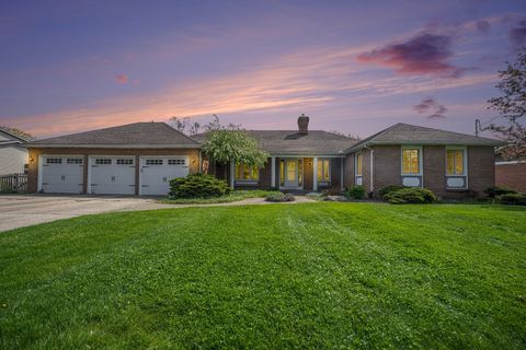 5359 Woodmont Drive Portage City Kalamazoo MI 49002
