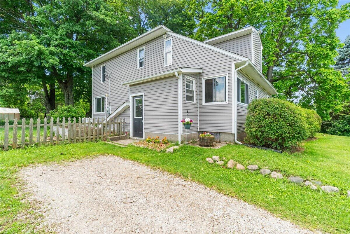 975 Elliott Road