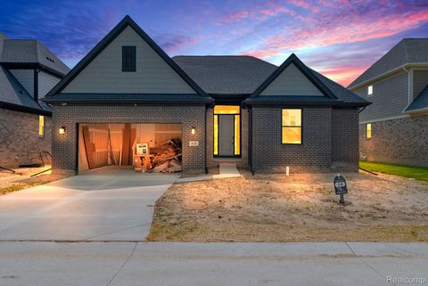 4172 Blossom Drive Sterling Heights City MI 48314