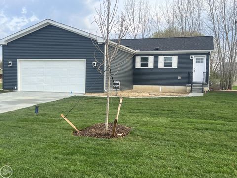 4225 Sugar Maple Run Flint City MI 48506