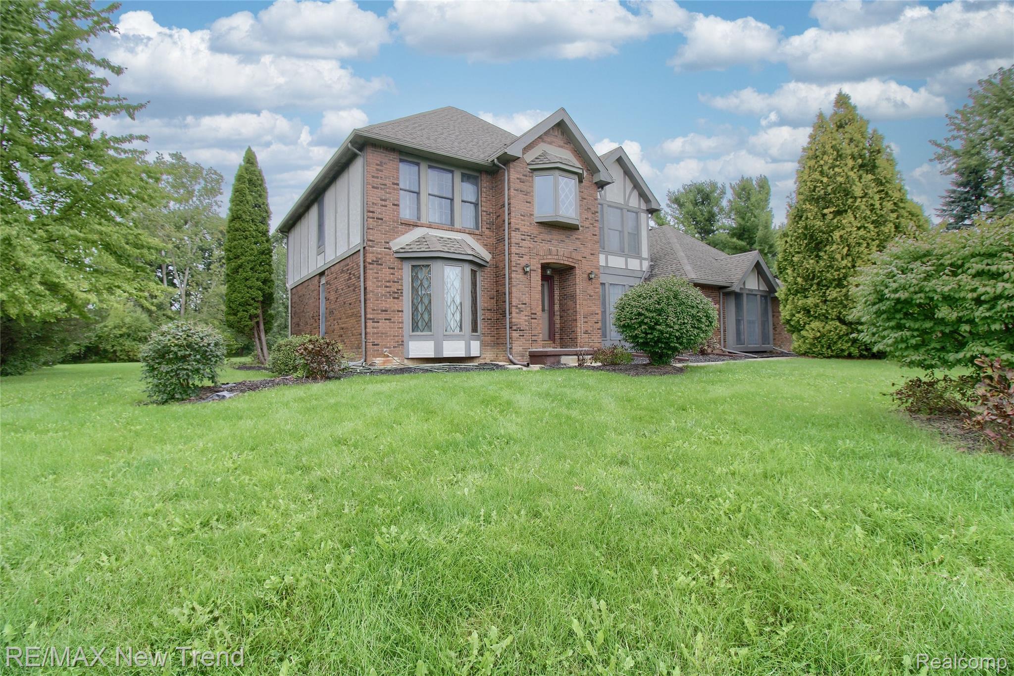 7252 STEEPLECHASE Drive