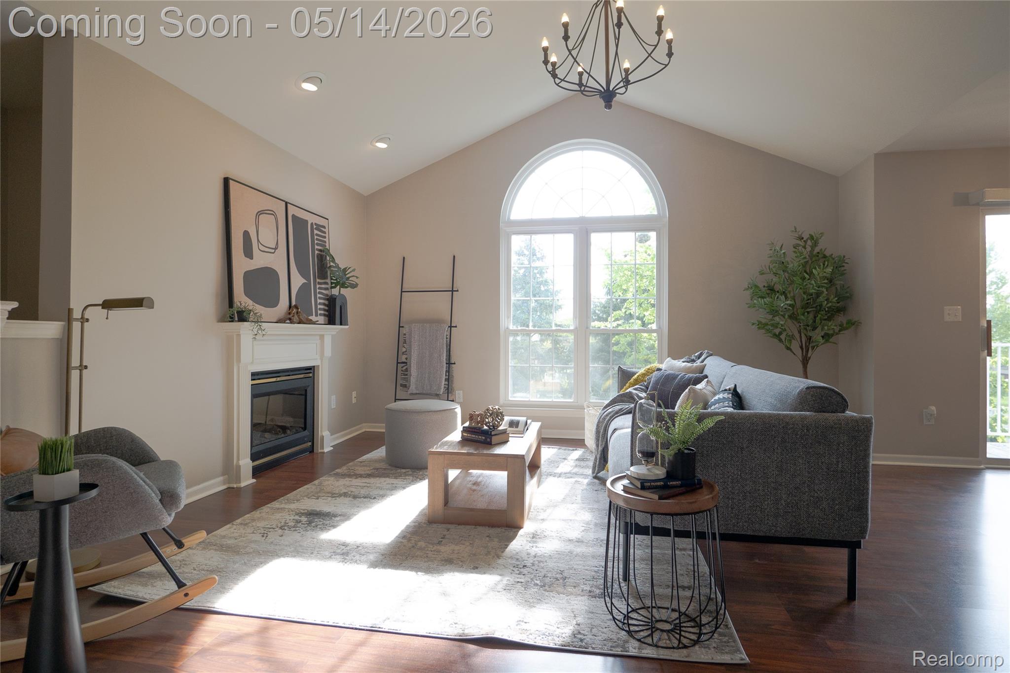 12201 Chesapeake Circle