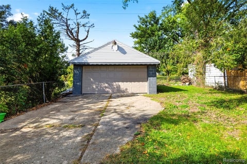 Tiny photo for 7391 Ashton Avenue, Detroit City, MI 48228 (MLS # 20261083013)