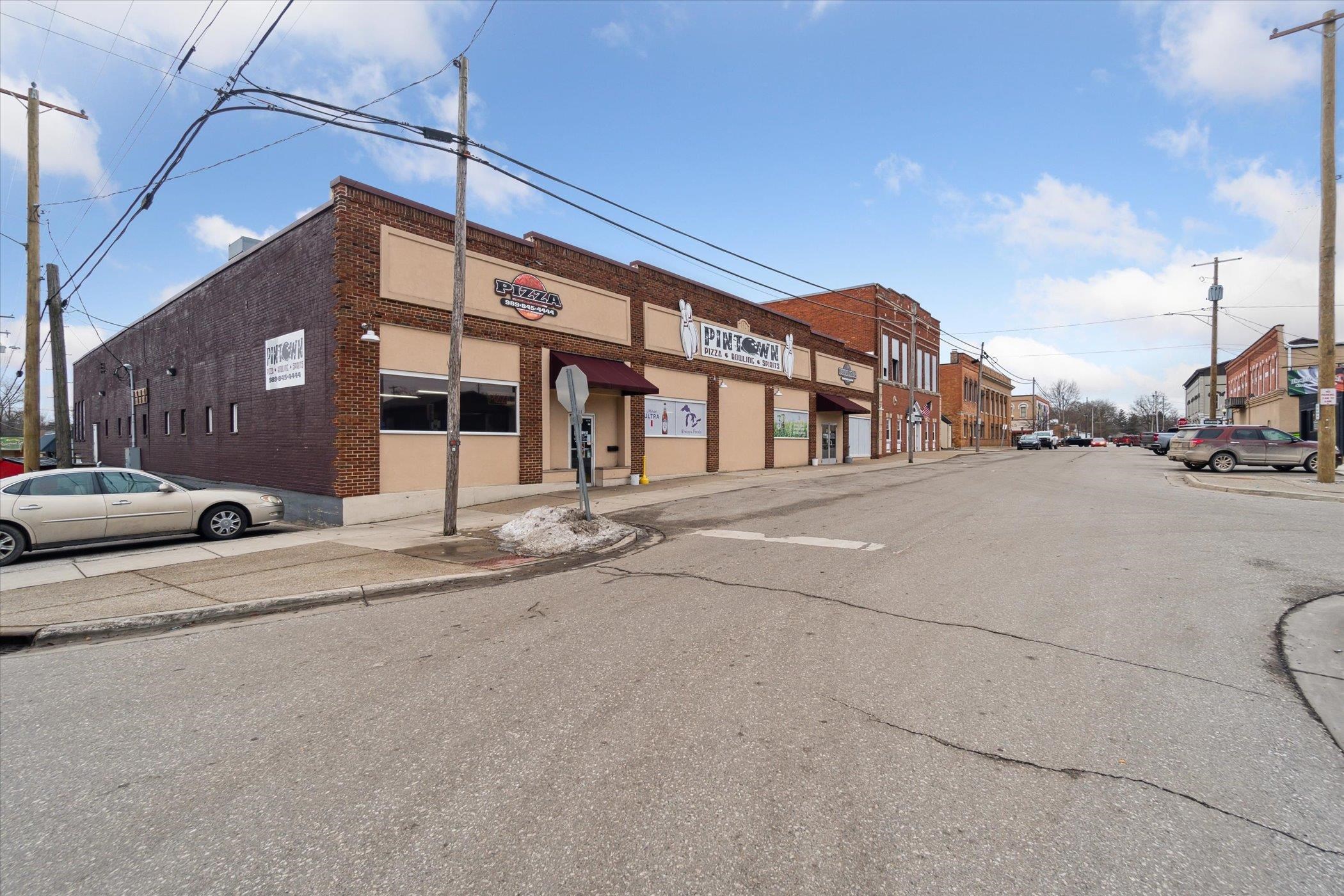 142 N Saginaw Street