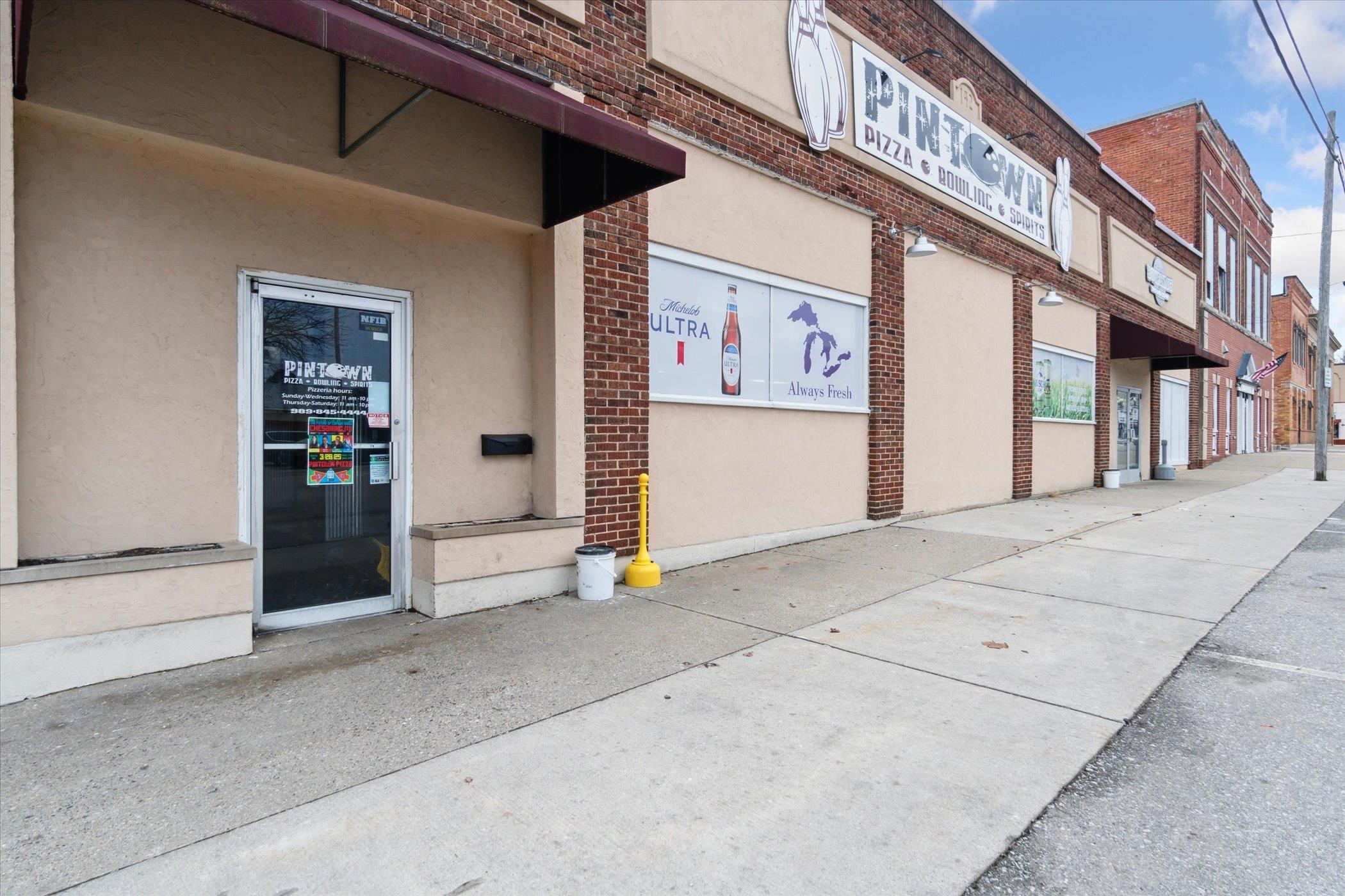 142 N Saginaw Street
