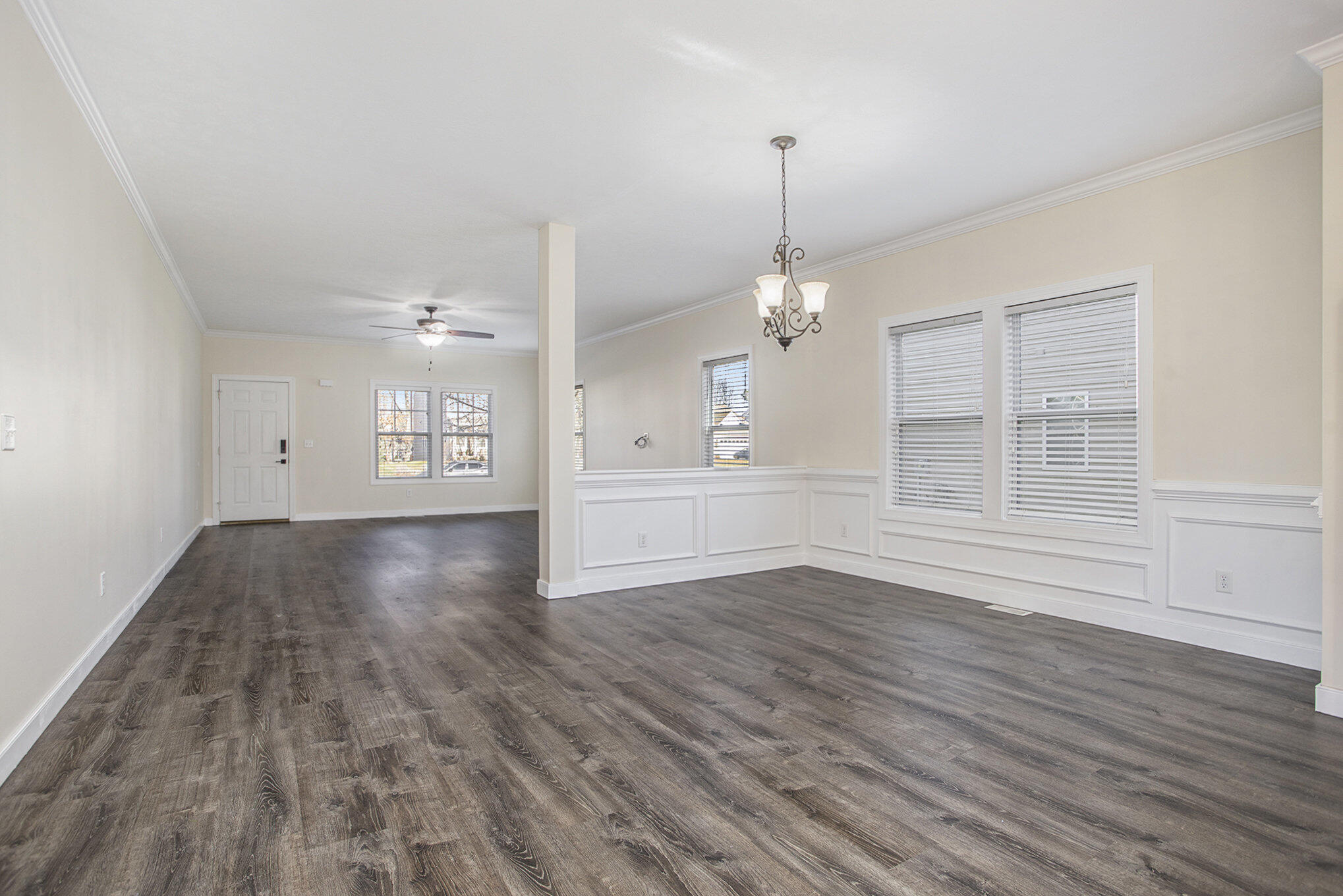 6107 Equestrian Woods Court