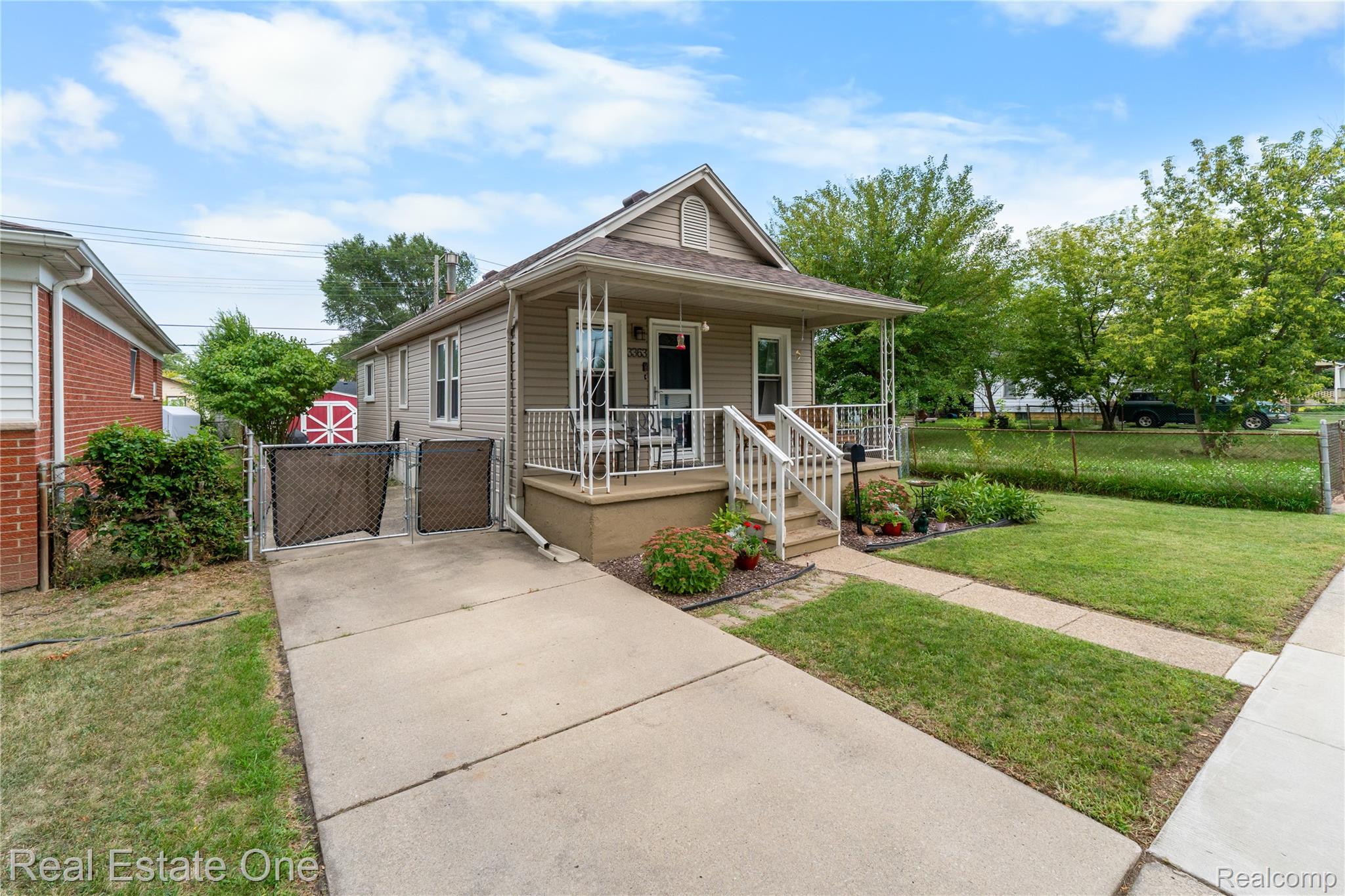 3363 16th Street