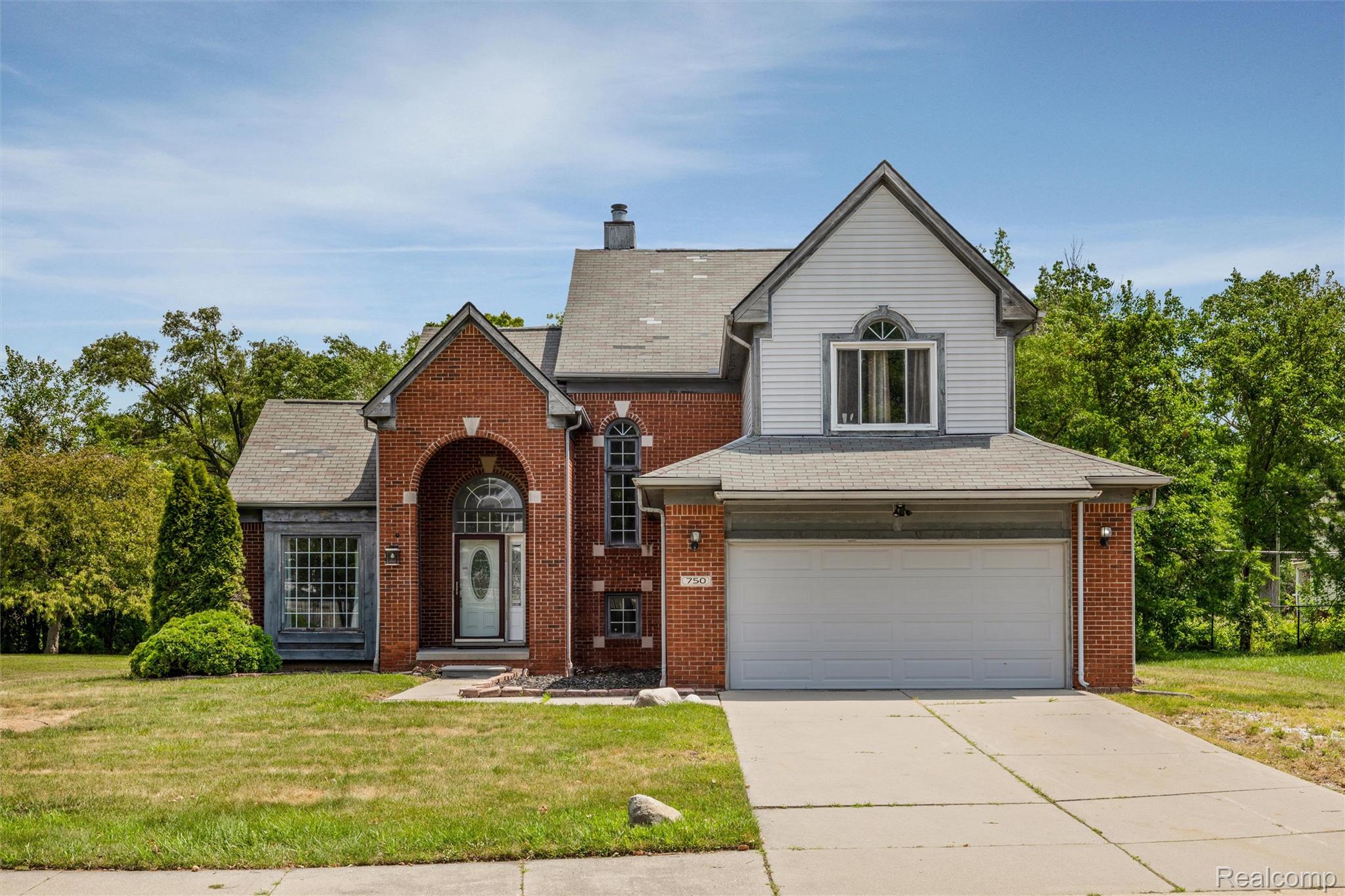 750 Clairpointe Woods Drive