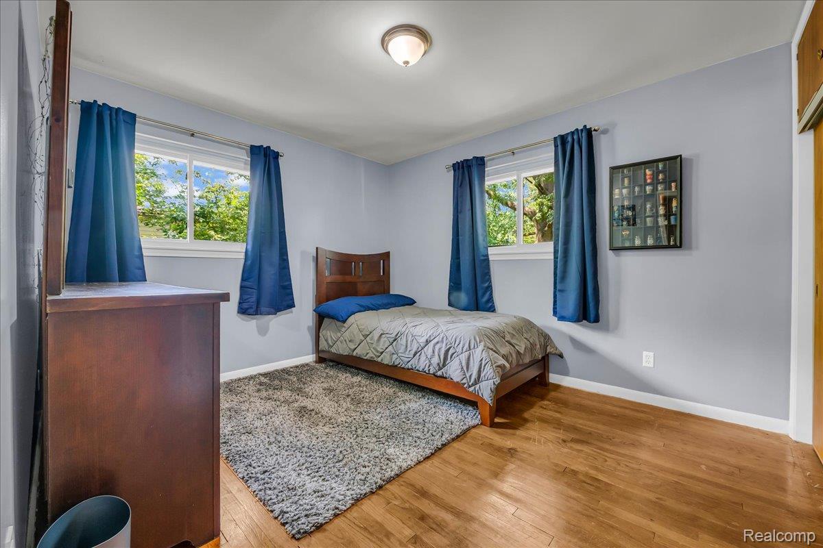 Southfield City, Michigan 48075, United States, 3 Bedrooms Bedrooms, ,2 BathroomsBathrooms,Residential,Active,190900