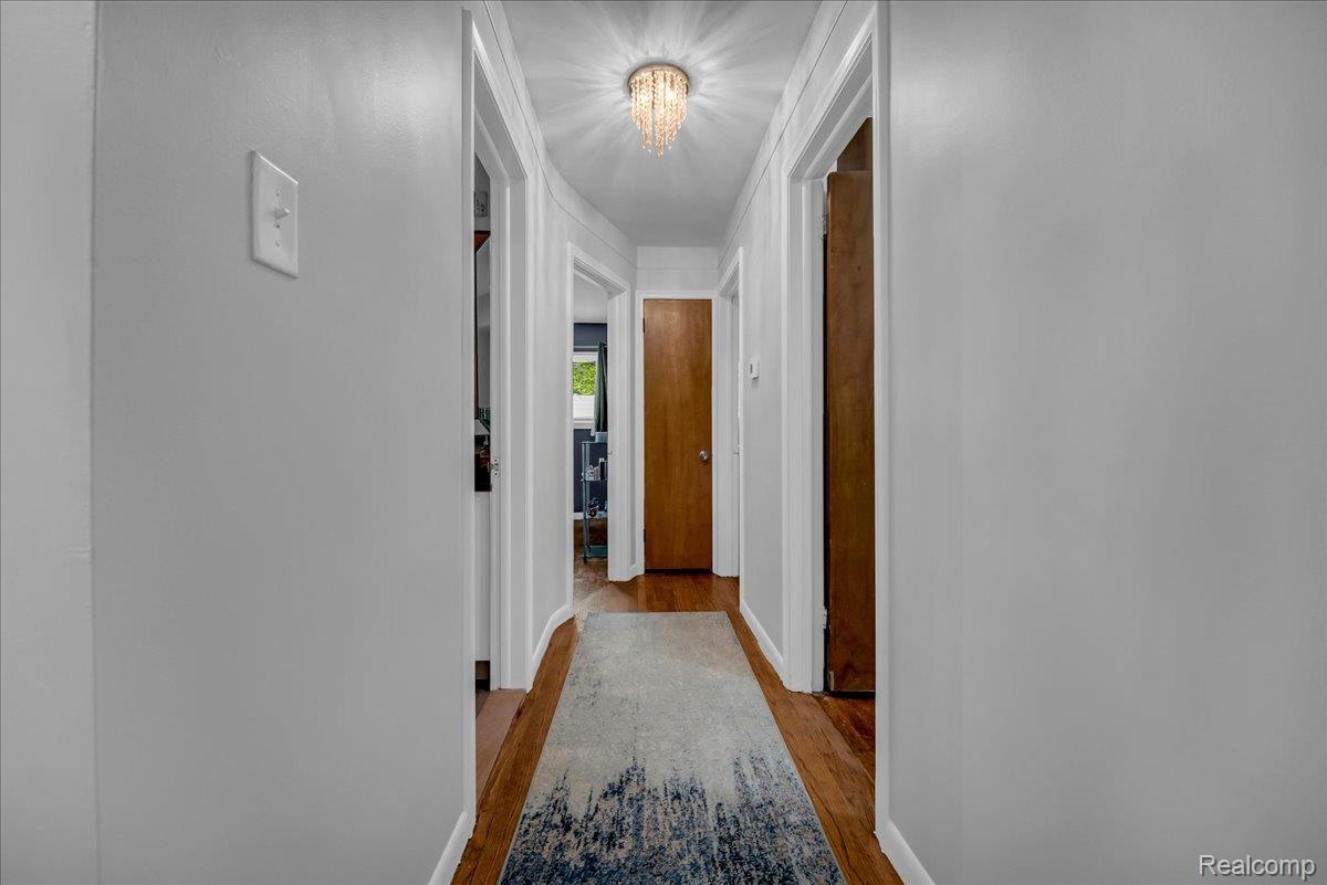 Southfield City, Michigan 48075, United States, 3 Bedrooms Bedrooms, ,2 BathroomsBathrooms,Residential,Active,190900