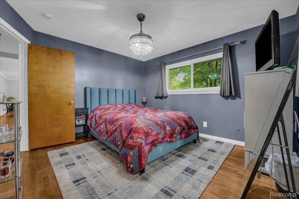 Southfield City, Michigan 48075, United States, 3 Bedrooms Bedrooms, ,2 BathroomsBathrooms,Residential,Active,190900