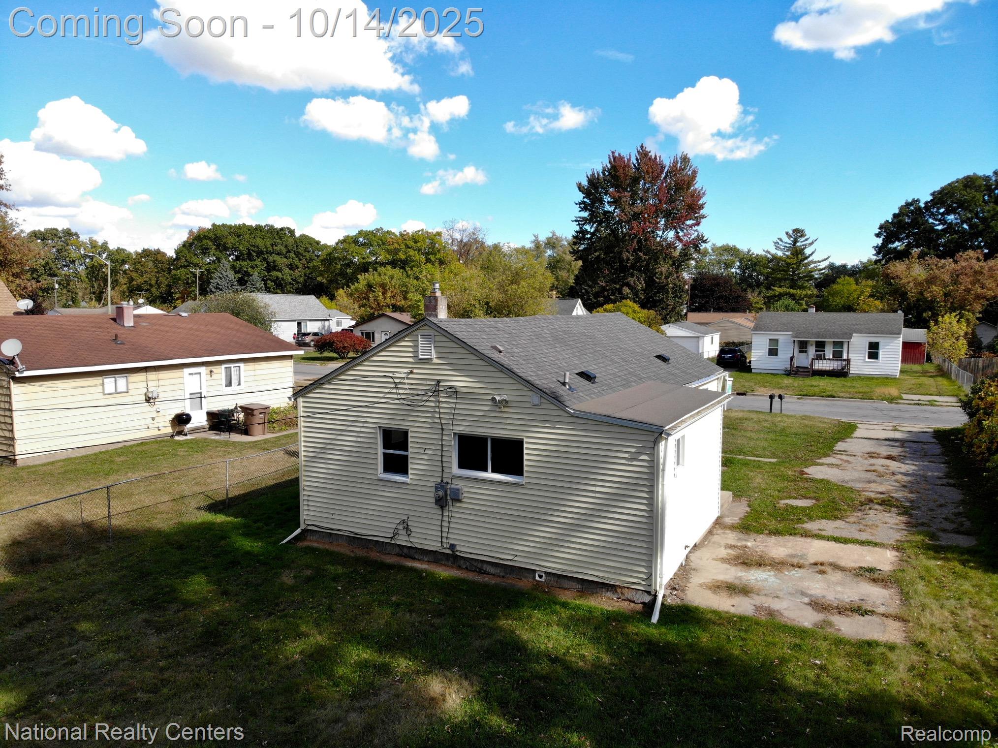 1123 Cherrylawn Drive