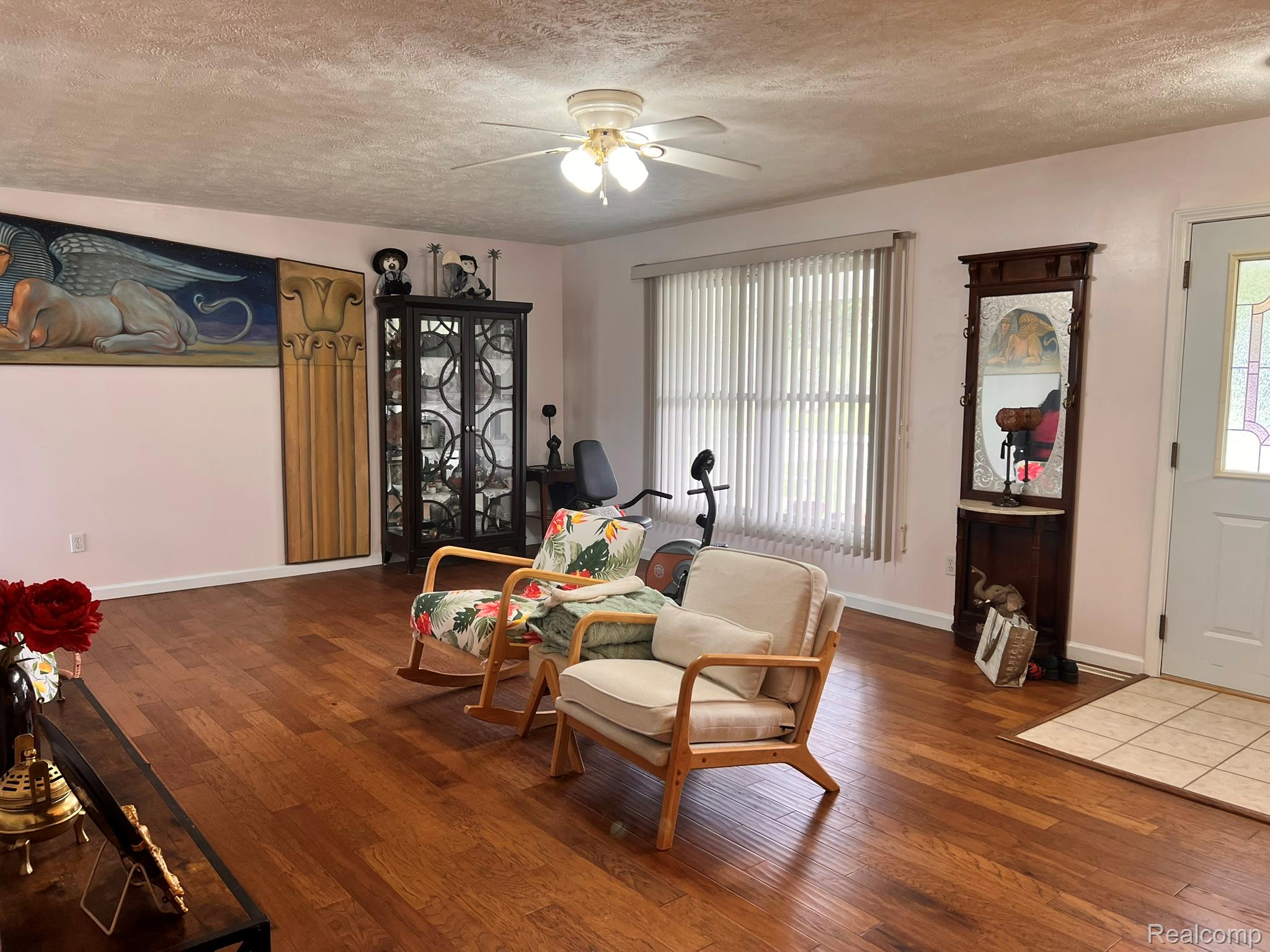 320 Roller Way