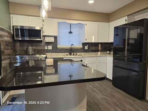 Tiny photo for 9814 Cass Avenue, Taylor City, MI 48180 (MLS # 81025062392)