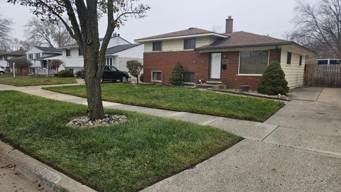 Tiny photo for 9814 Cass Avenue, Taylor City, MI 48180 (MLS # 81025062392)