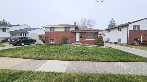 Tiny photo for 9814 Cass Avenue, Taylor City, MI 48180 (MLS # 81025062392)
