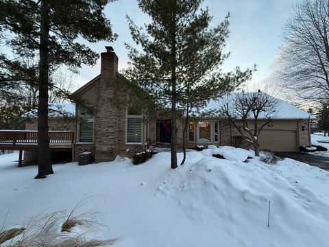 2220 Juniper Court Shelby Charter Township MI 48326