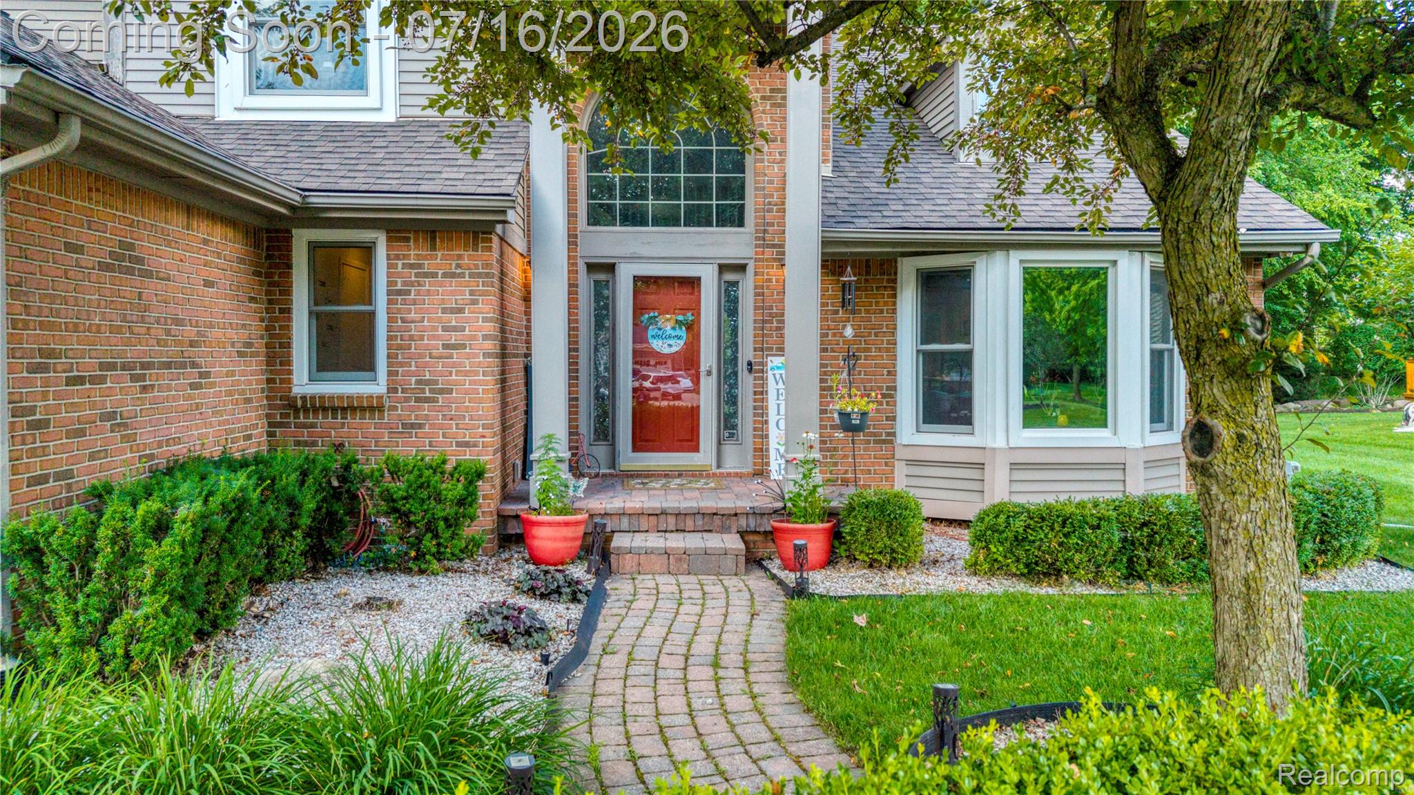 42790 Ledgeview Drive