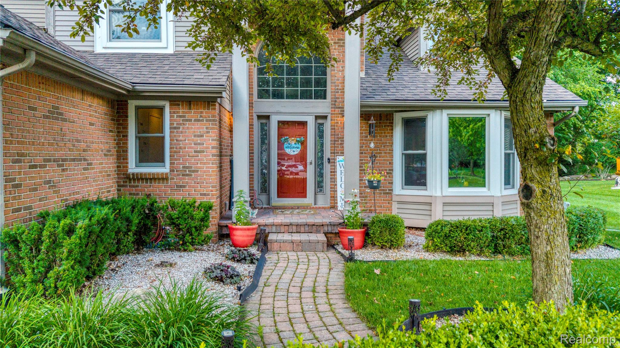 42790 Ledgeview Drive