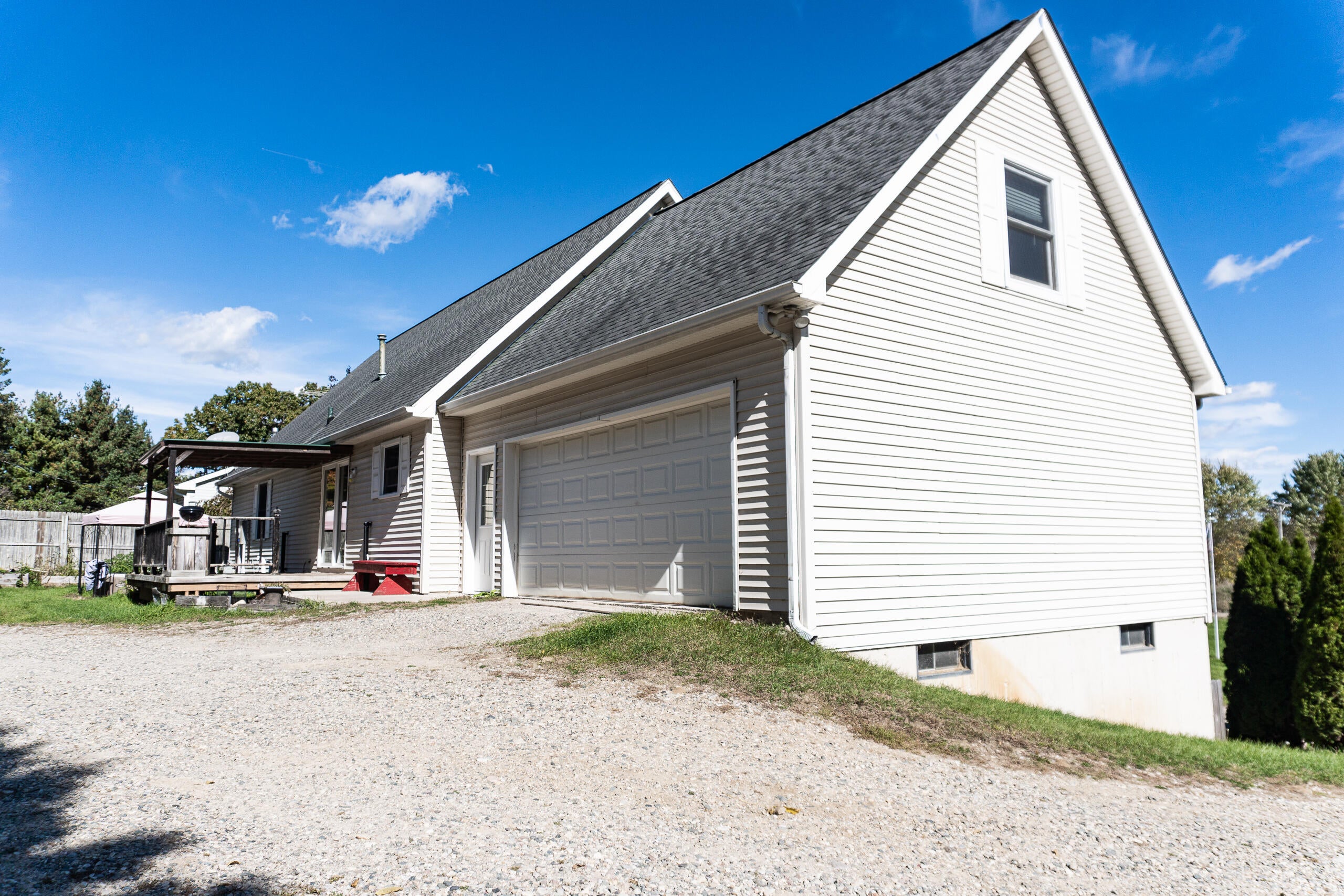 1487 Miller Road