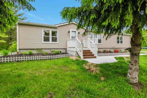 1371 Sturdevant Street Kimball Township MI 48074