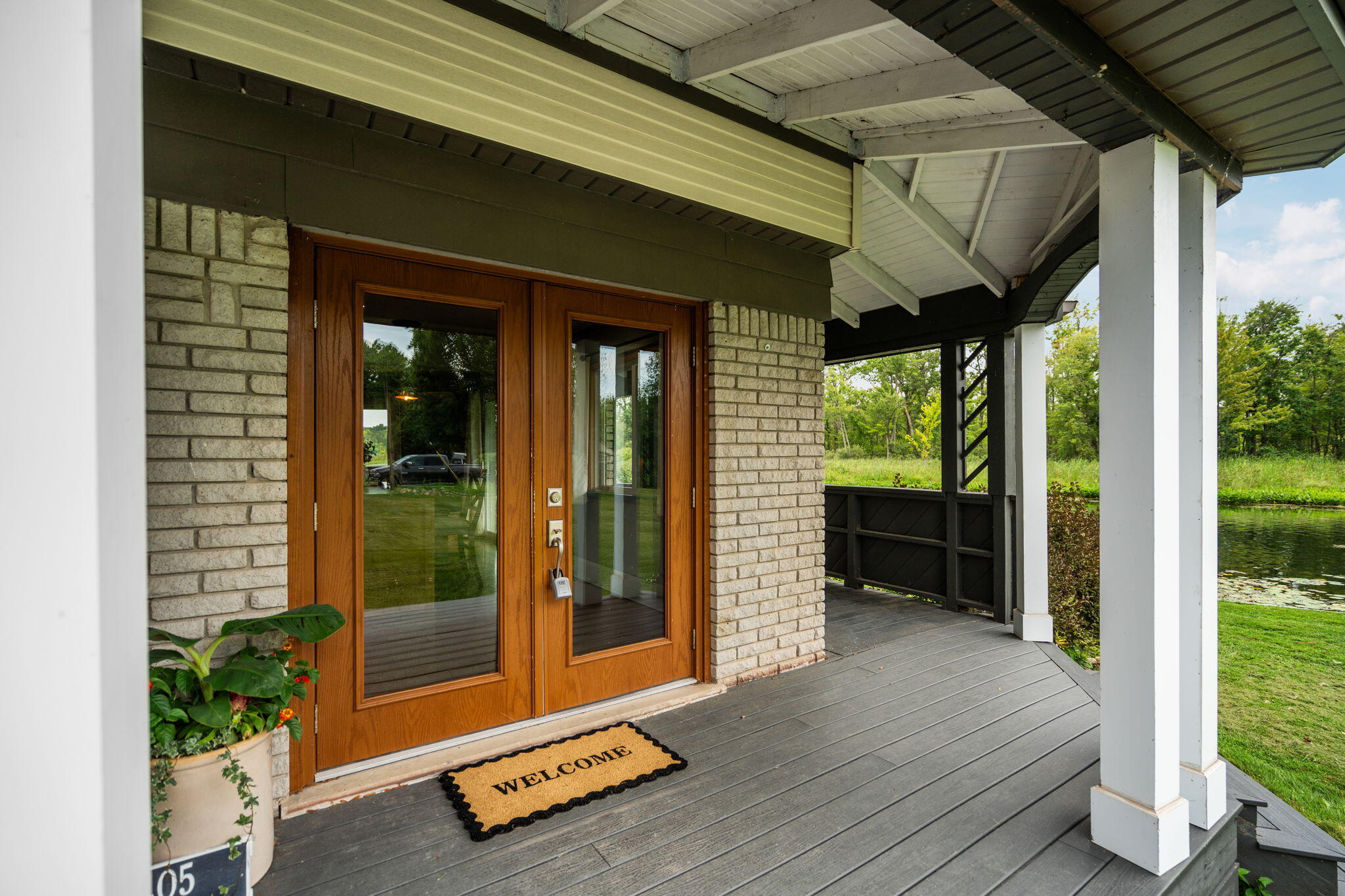 4405 Shoreview Lane