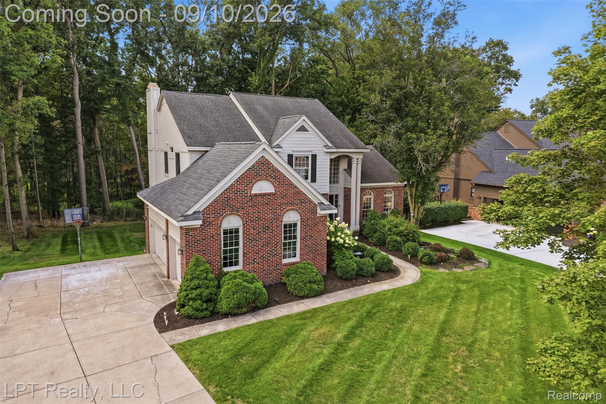 1419 Woodbridge Lane